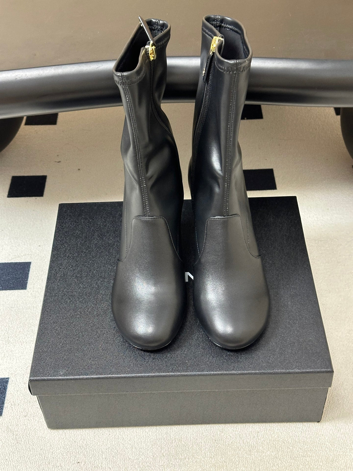 Chanel 2026 Round Toe Ankle Boots 95mm Leather 185662