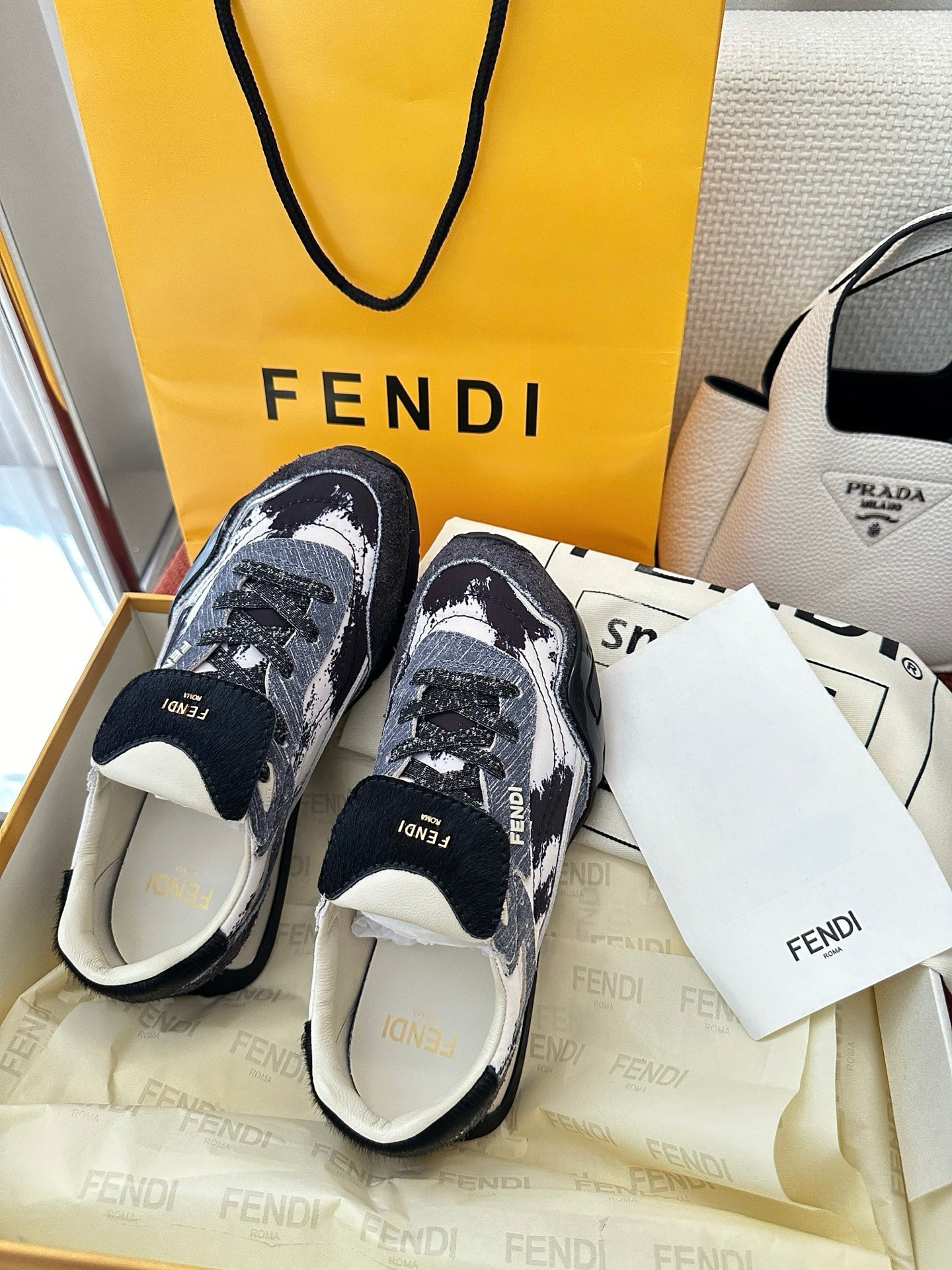Fendi 2025 Wave Pulse Sneaker Black Gray Suede Cowhide 562136