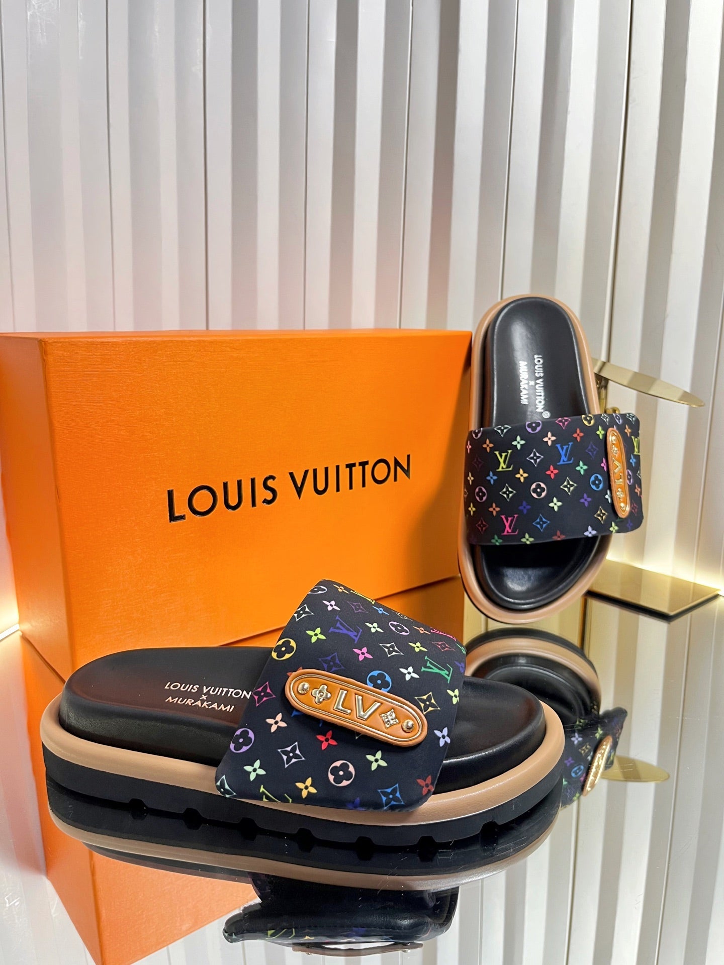 LV 26s Slippers Black Multicolor Fabric Sheepskin 616354