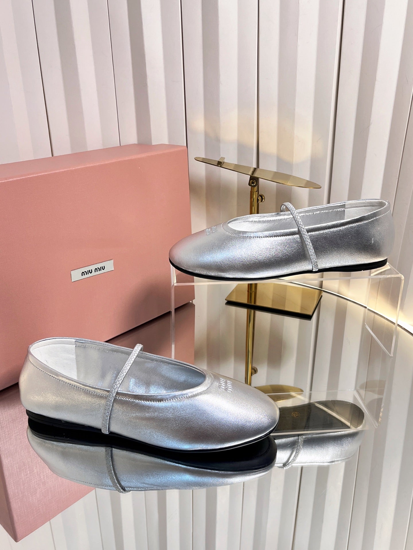 Miu Miu 2026 Strap Ballet Flats Leather 979169