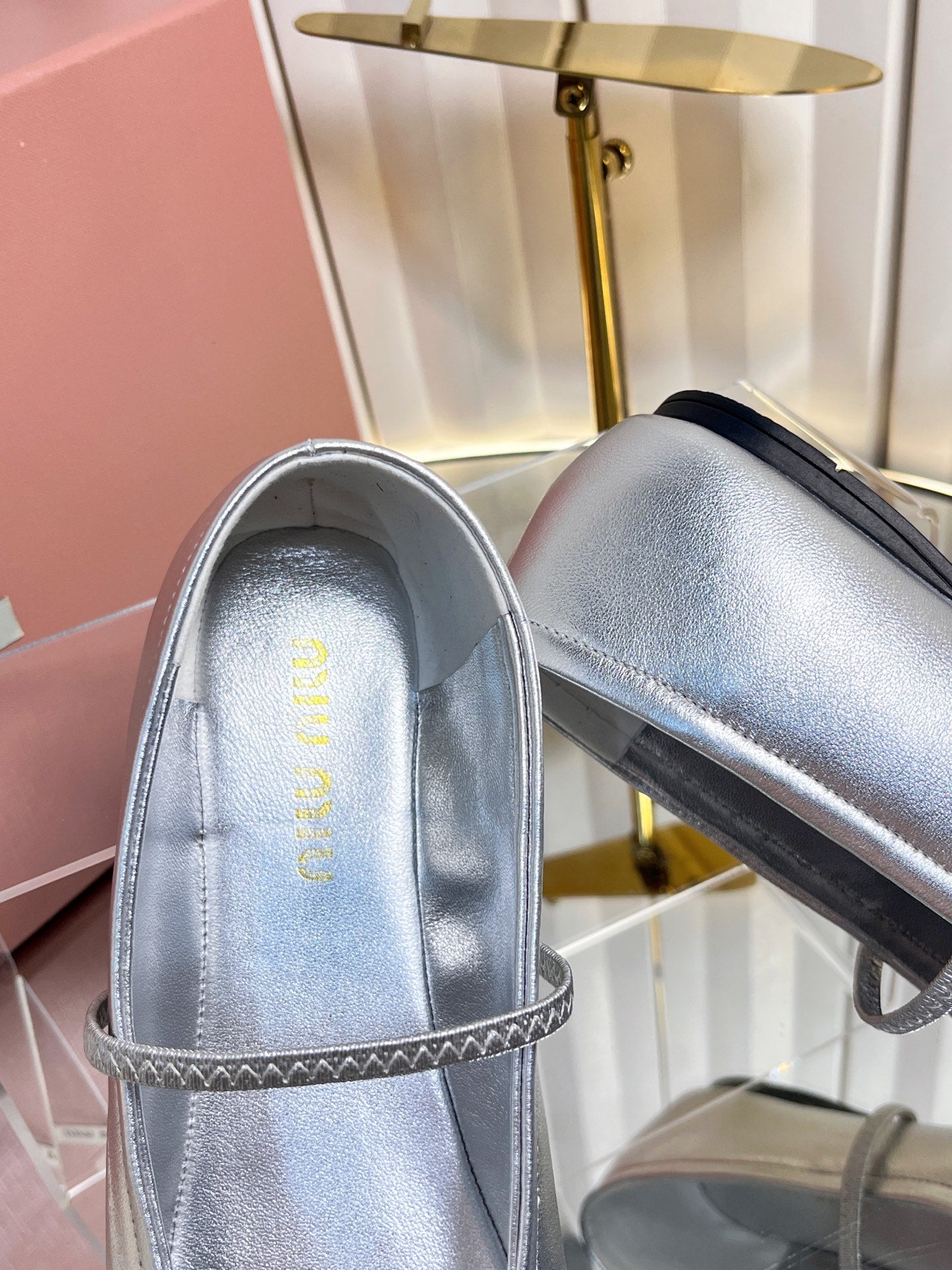 Miu Miu 2026 Strap Ballet Flats Leather 979169