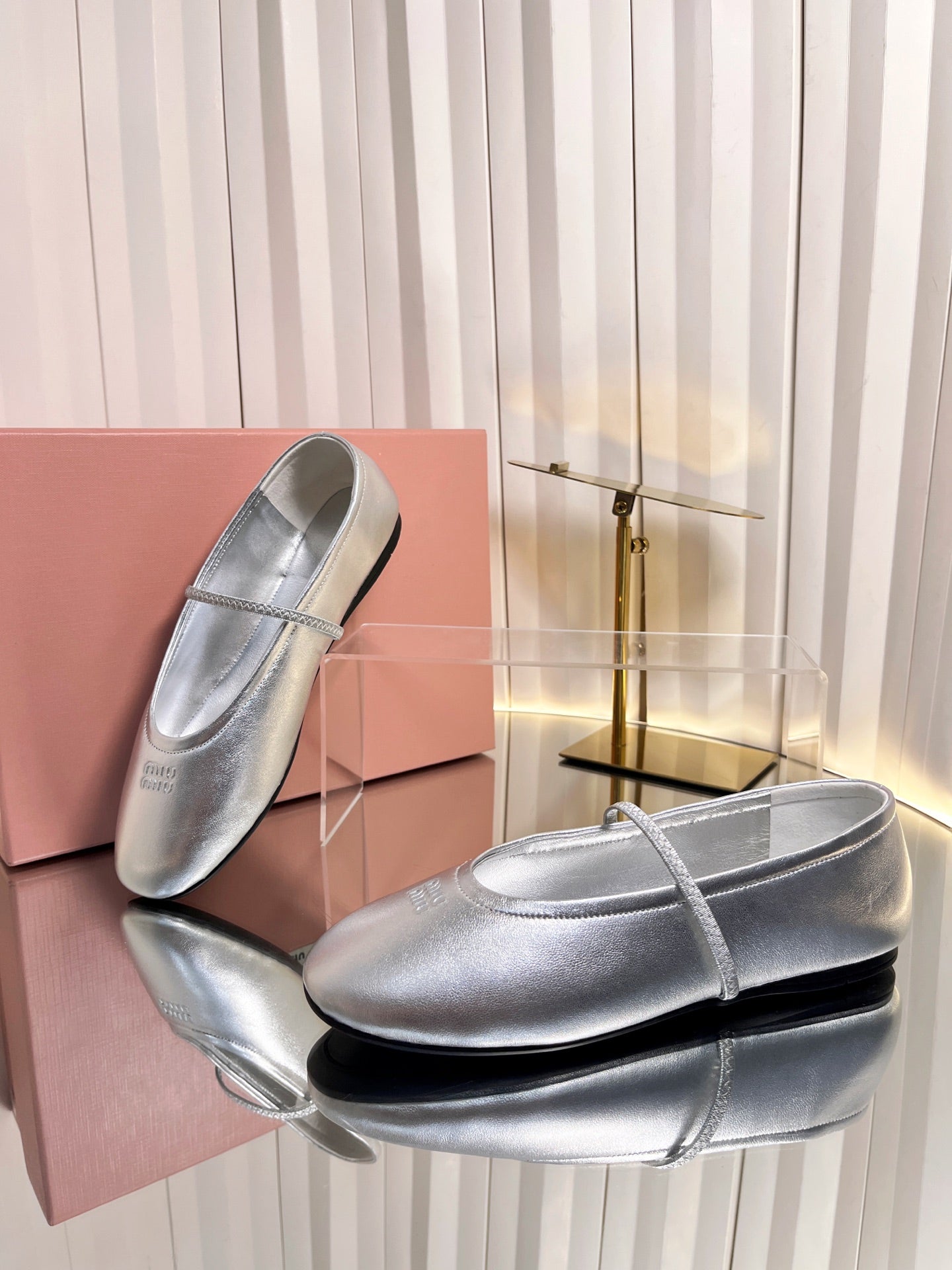 Miu Miu 2026 Strap Ballet Flats Leather 979169
