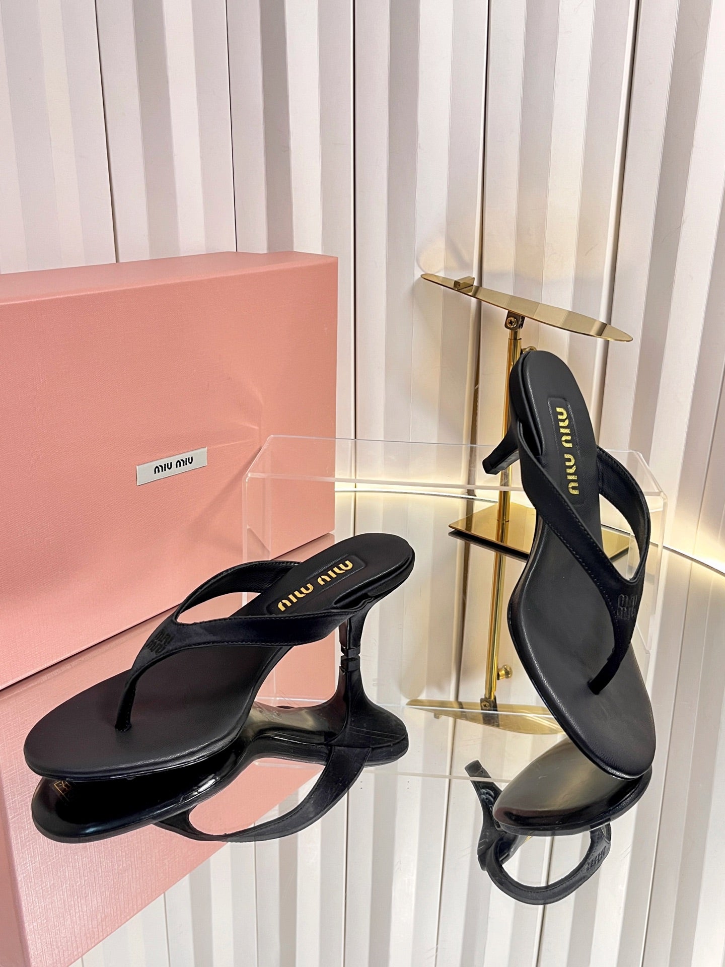 Miu Miu 2026 Kitten Heel Flip-Flops Sandals 45mm Silk 979177