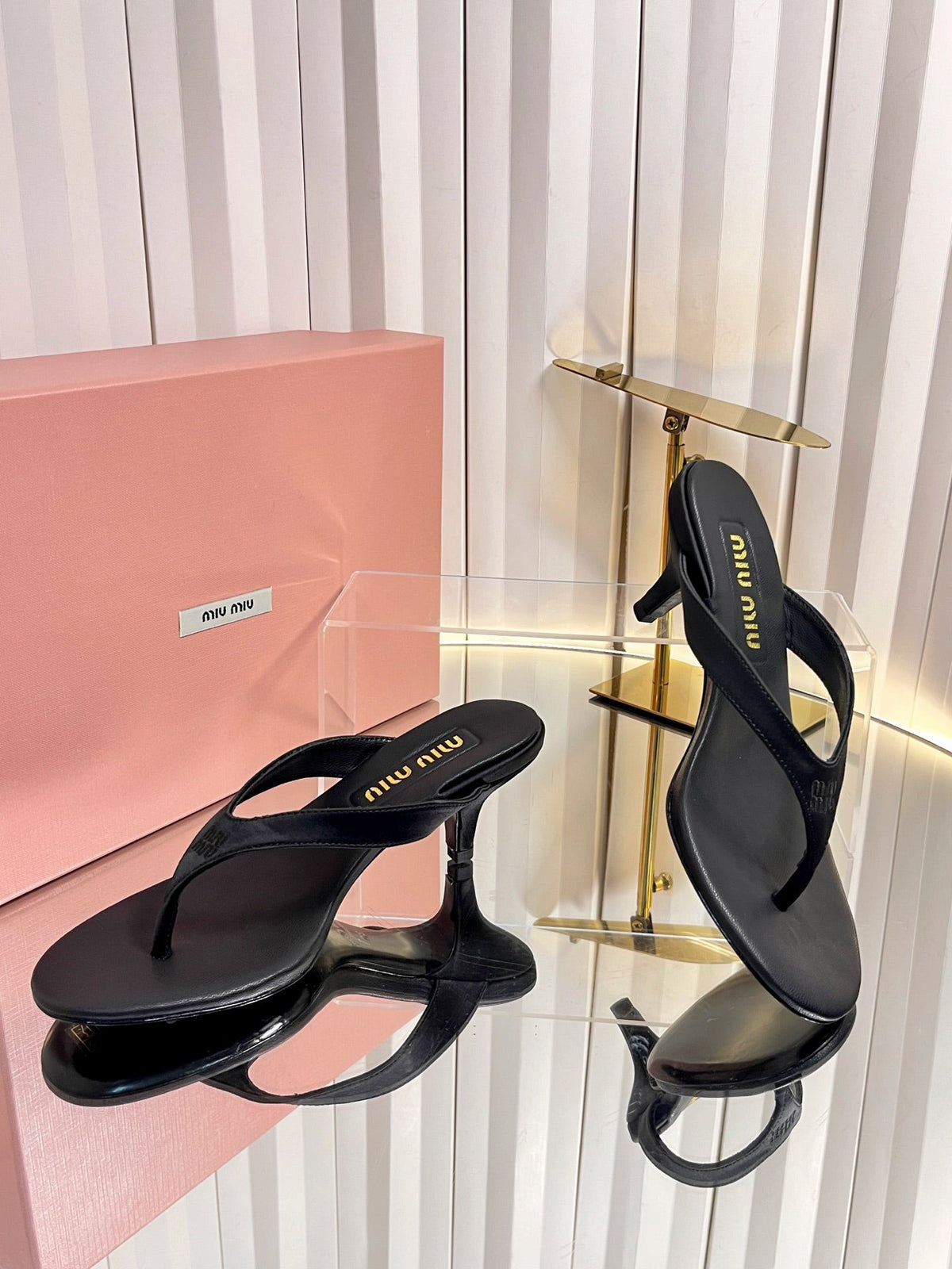Miu Miu 2026 Kitten Heel Flip-Flops Sandals 45mm Silk 979177