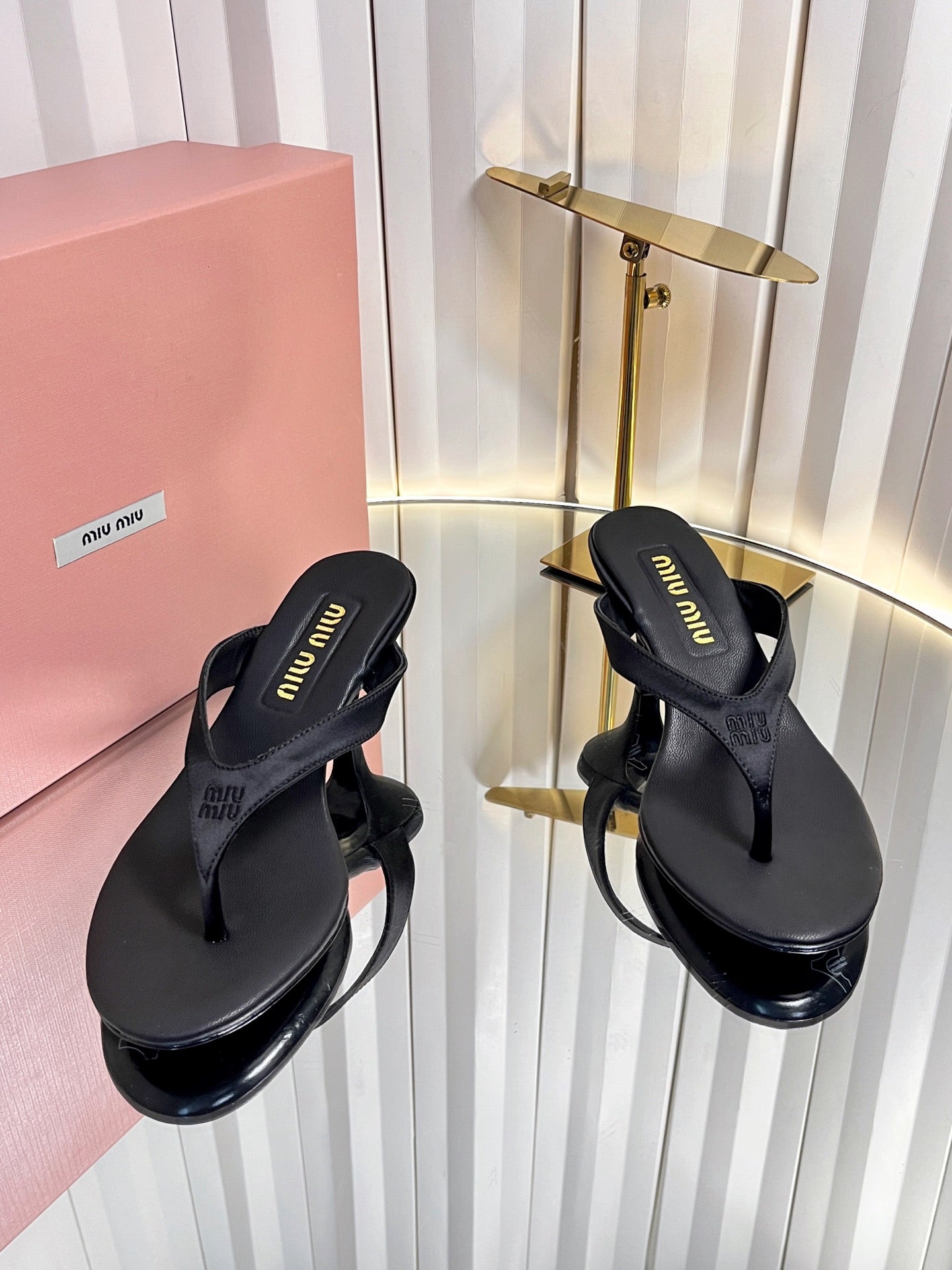 Miu Miu 2026 Kitten Heel Flip-Flops Sandals 45mm Silk 979177