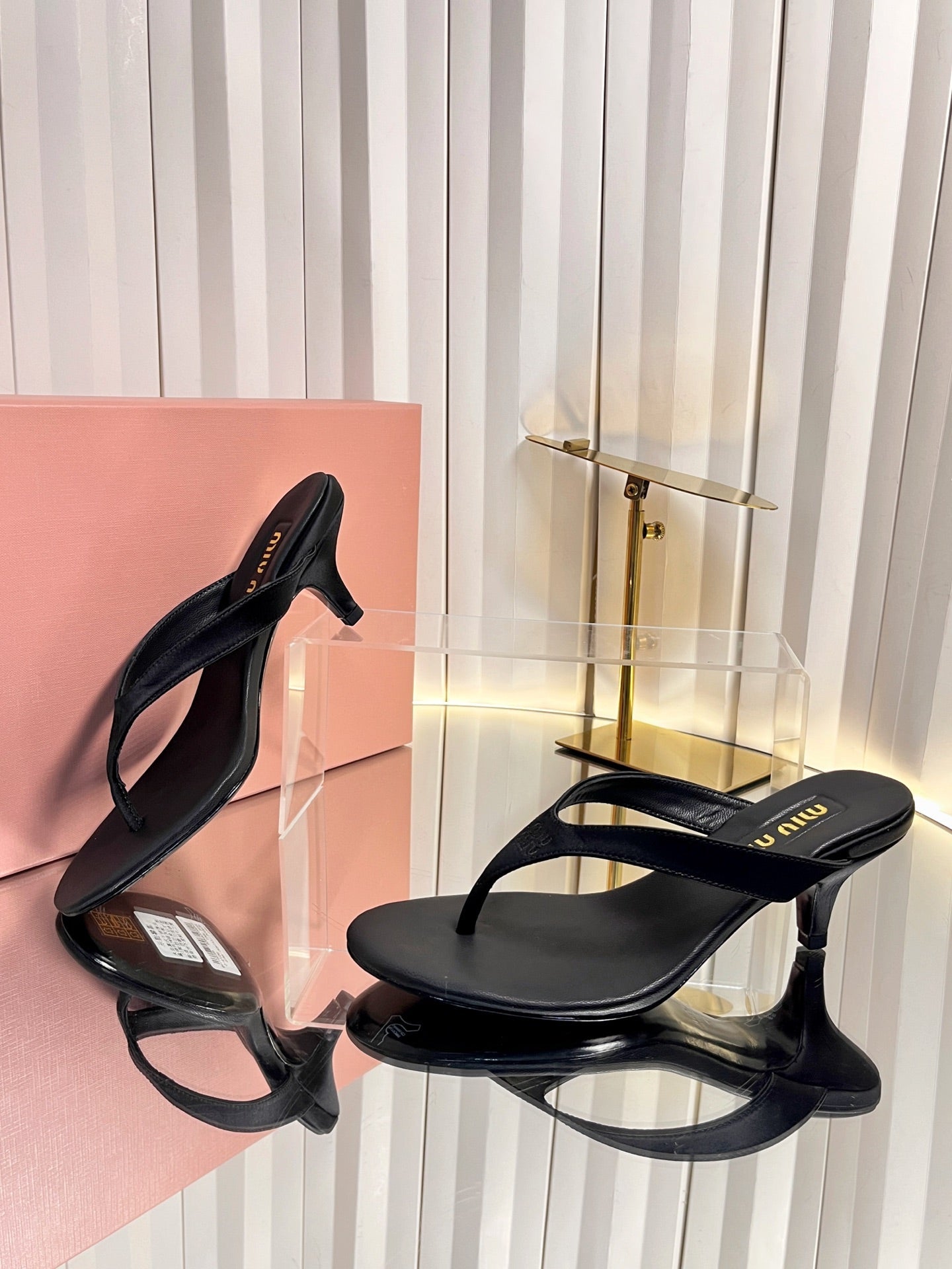 Miu Miu 2026 Kitten Heel Flip-Flops Sandals 45mm Silk 979177