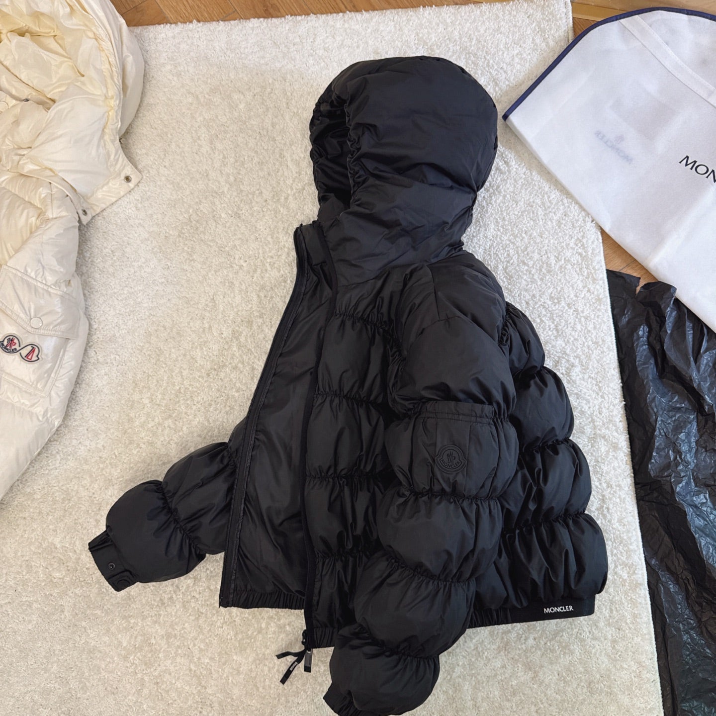 Moncler 2025 Medonte Jacket Black Polyester Down