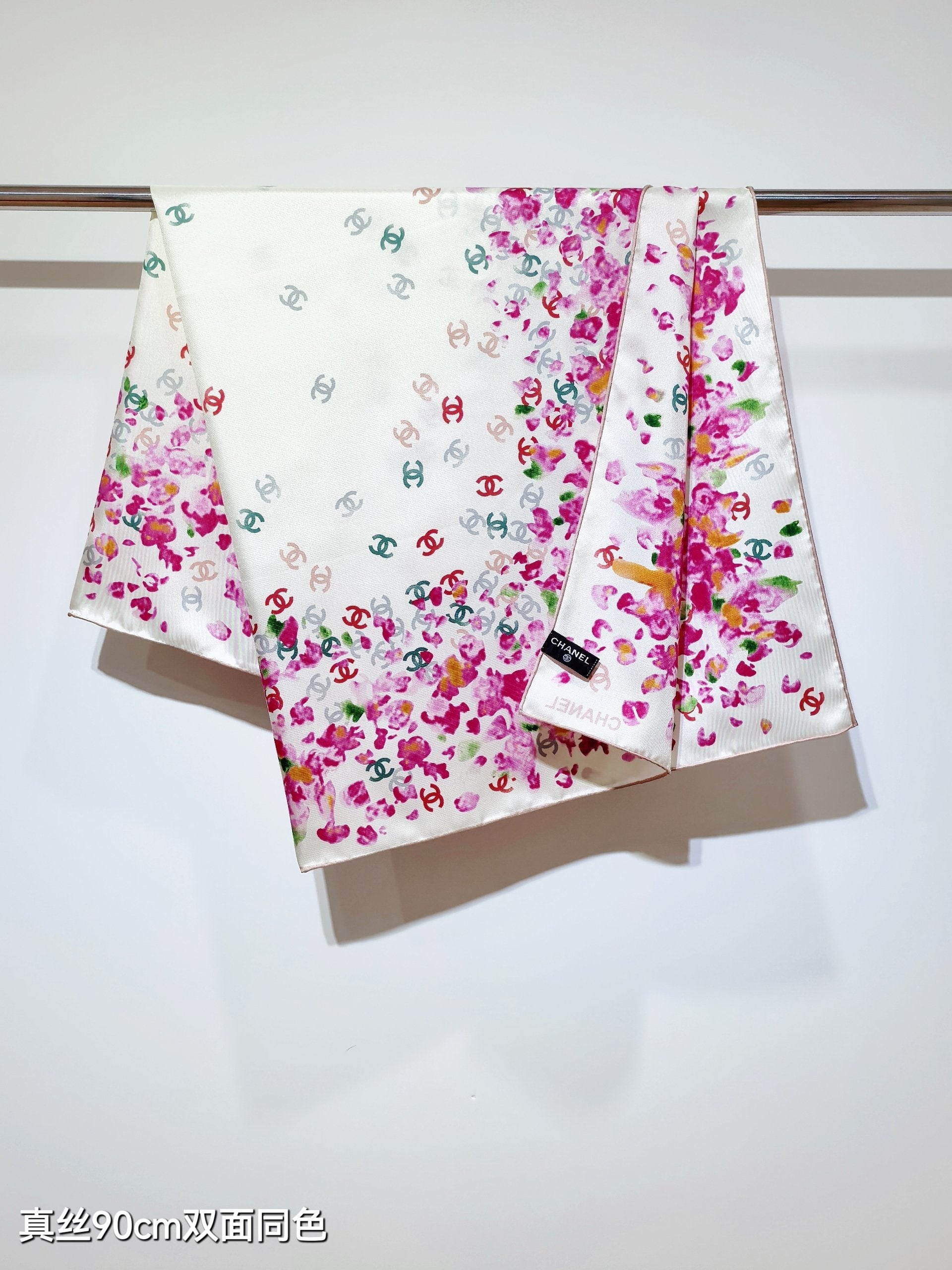 CC 25 Scarf 90CM In White Pink Colorful Cashmere 293050