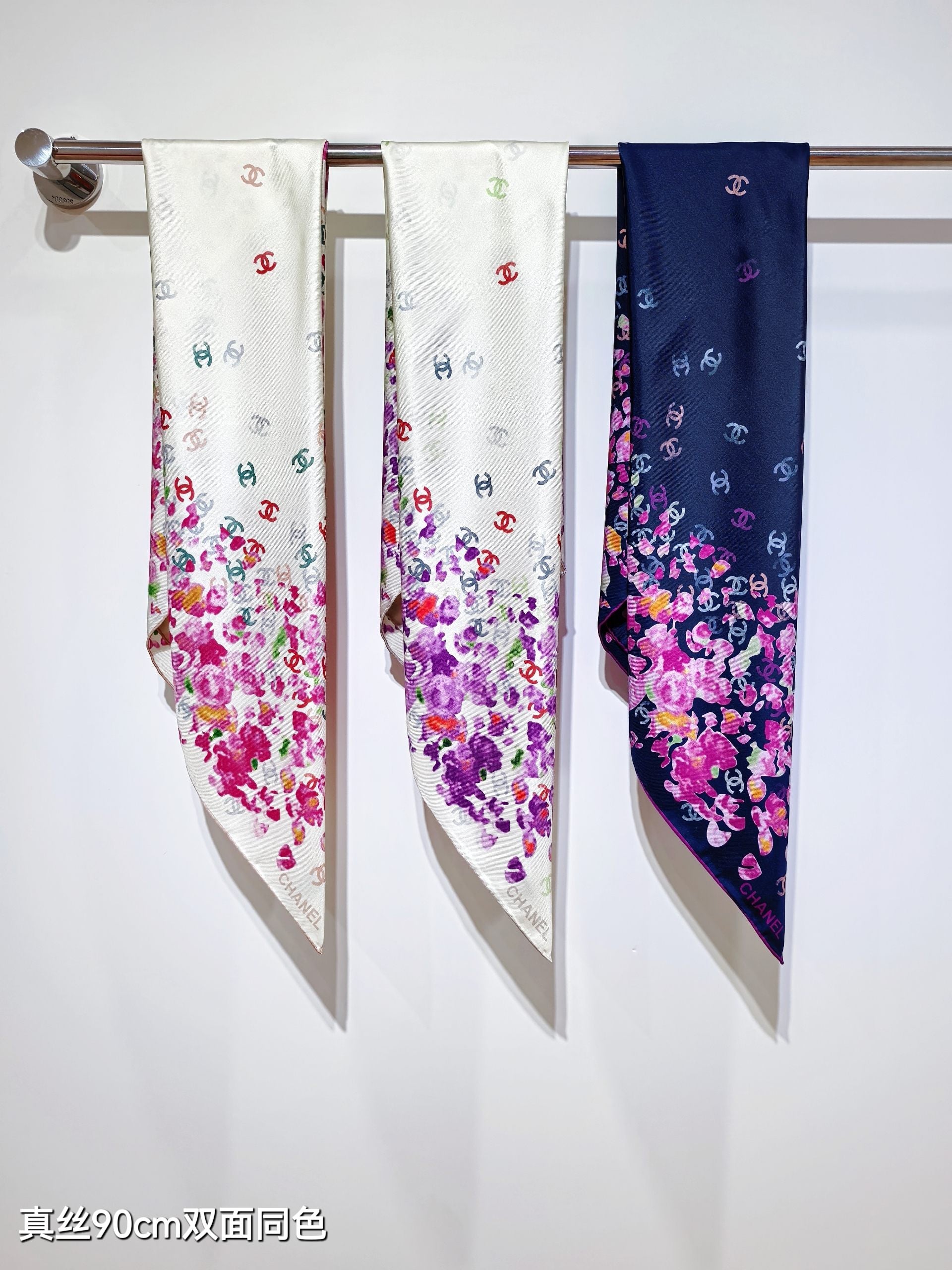 CC 25 Scarf 90CM In White Purple Colorful Cashmere 293048