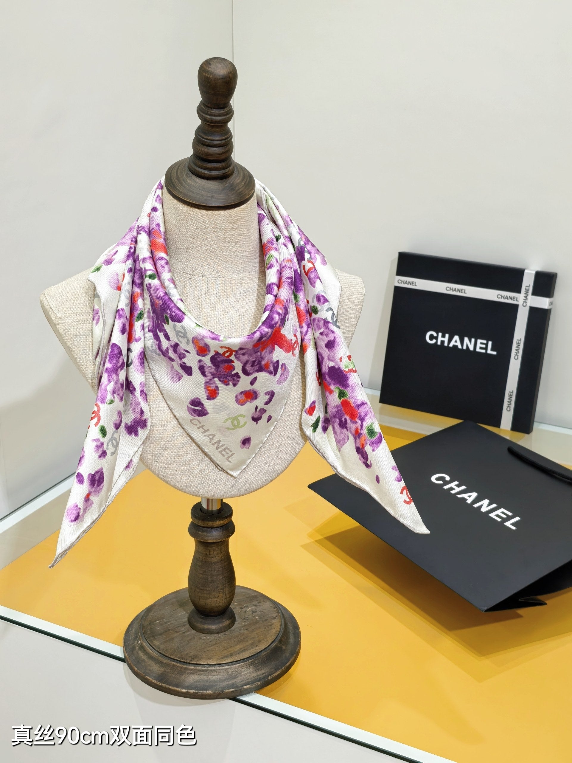 CC 25 Scarf 90CM In White Purple Colorful Cashmere 293048