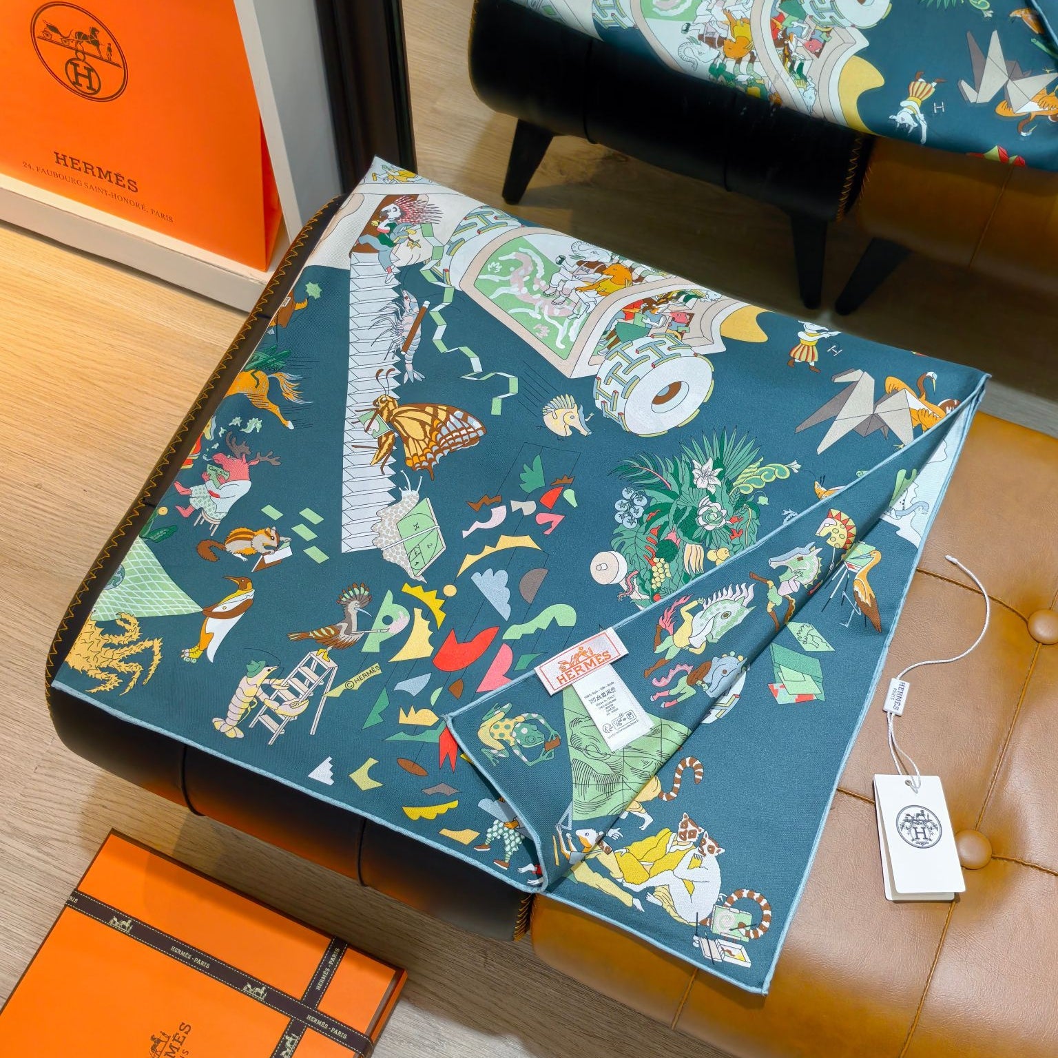 HM 26s Horse Scarf 90 Teal Blue Colorful Cashmere Silk 139216