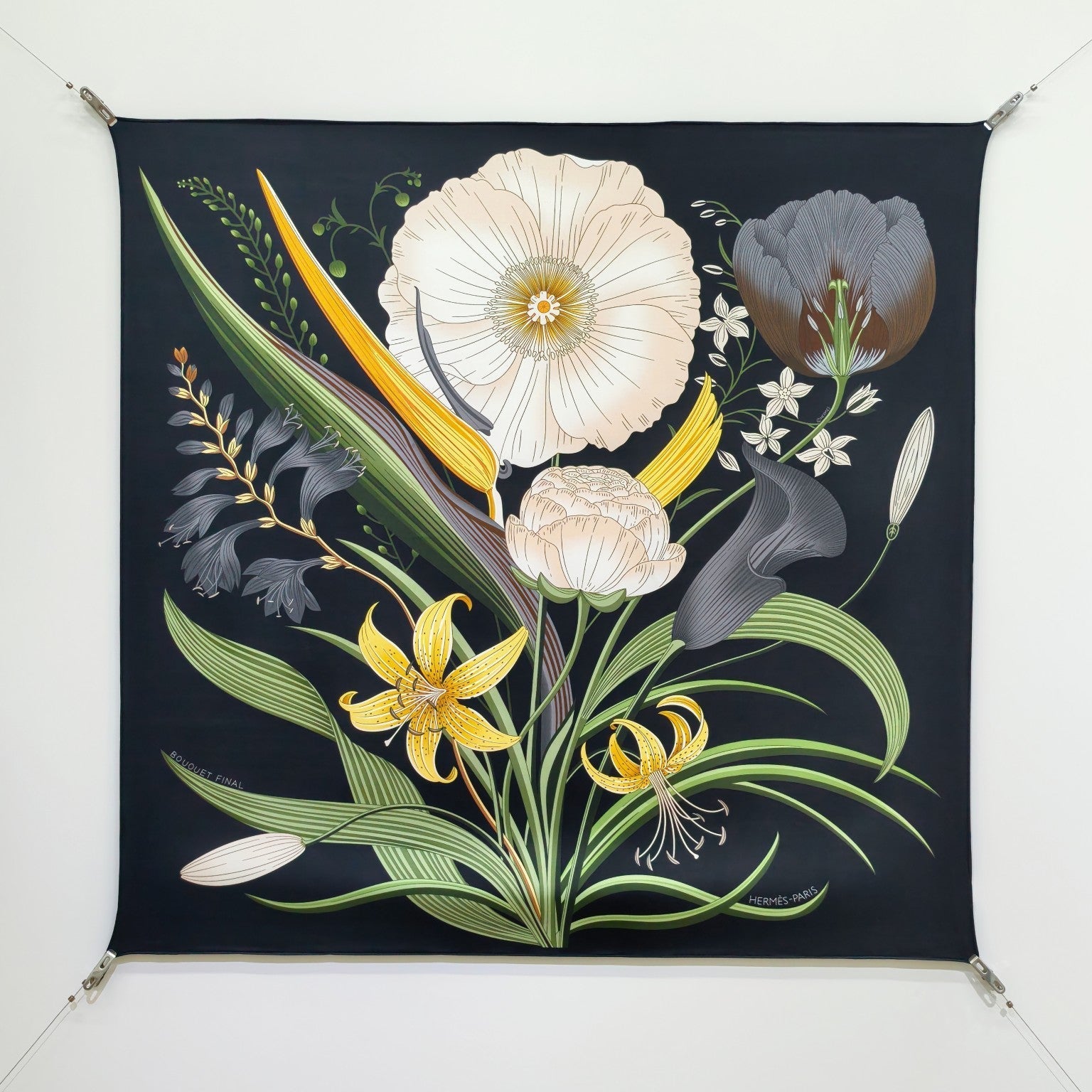 HM Eternal Bouquet 90 CM Black Colorful Cashmere and Silk 293072