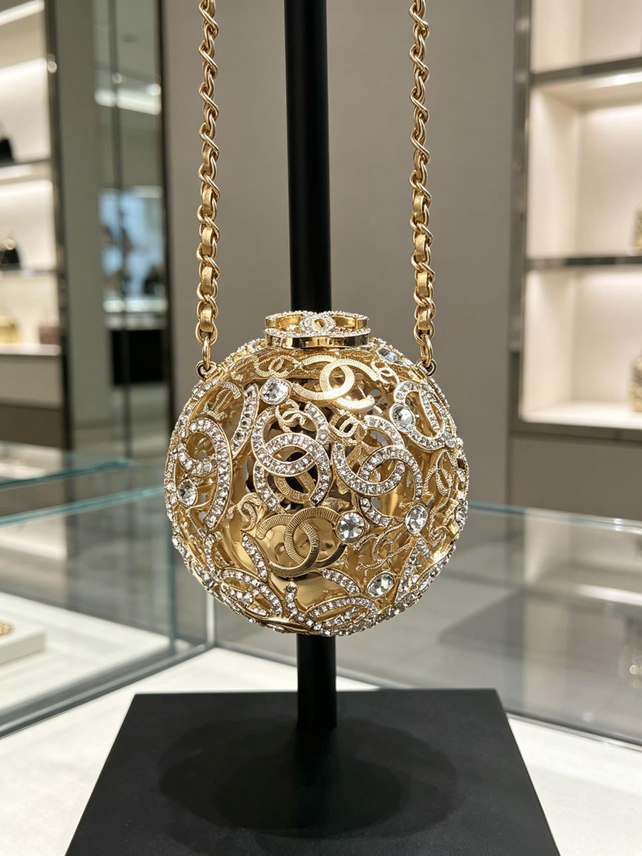 Chane 2026 Gold Openwork Spherical Evening Bag