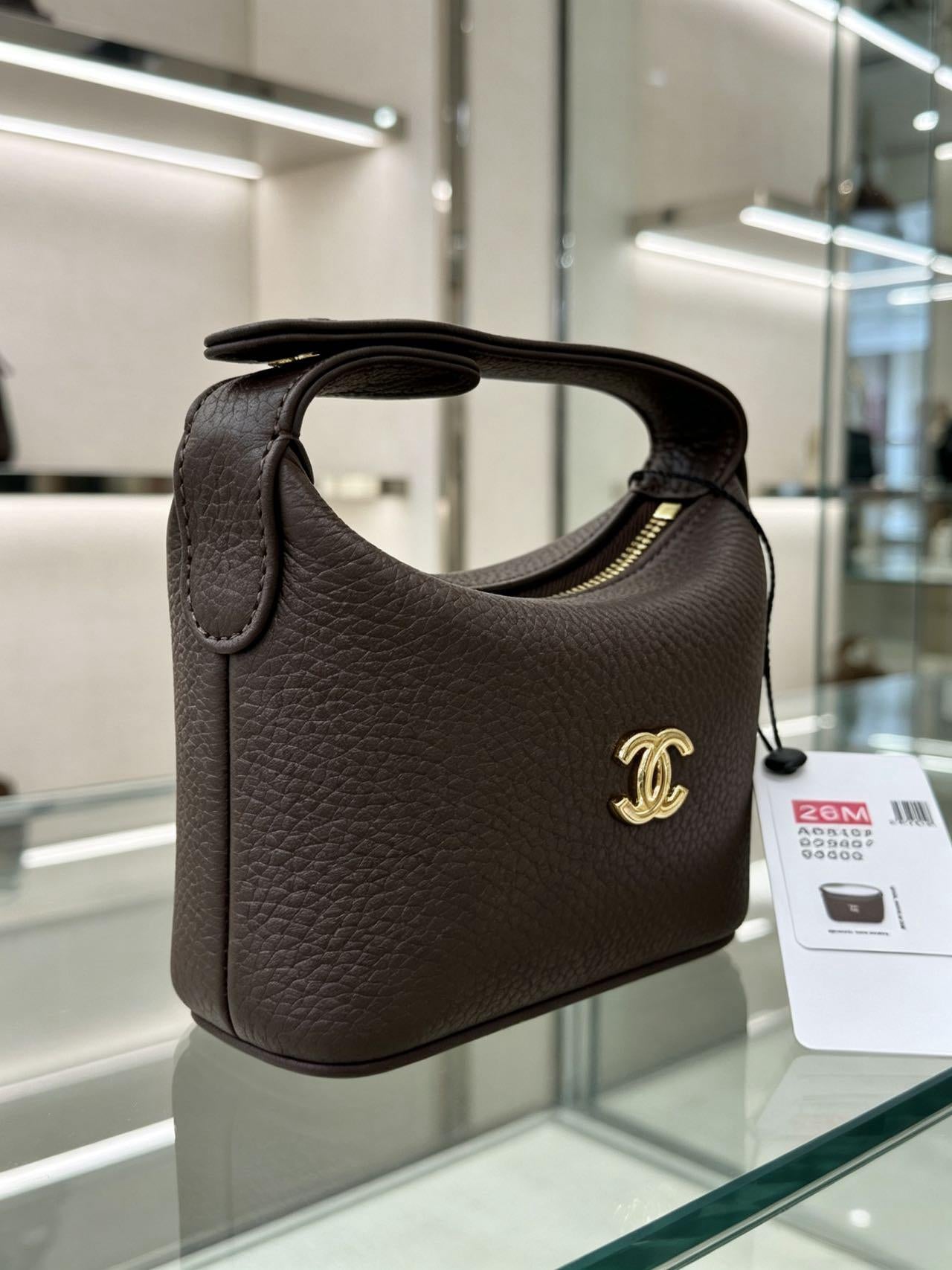 Chane 2026 Coco Beach Mini Bag 10cm Cowhide