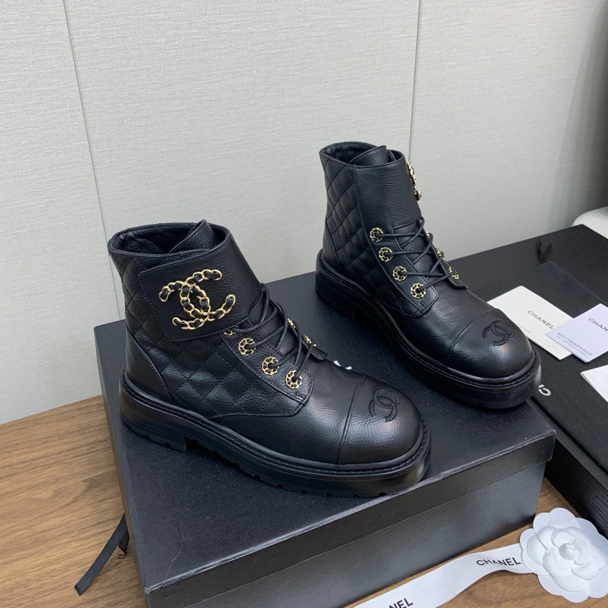 CC Ankle Boots Black Quilted Cowhide