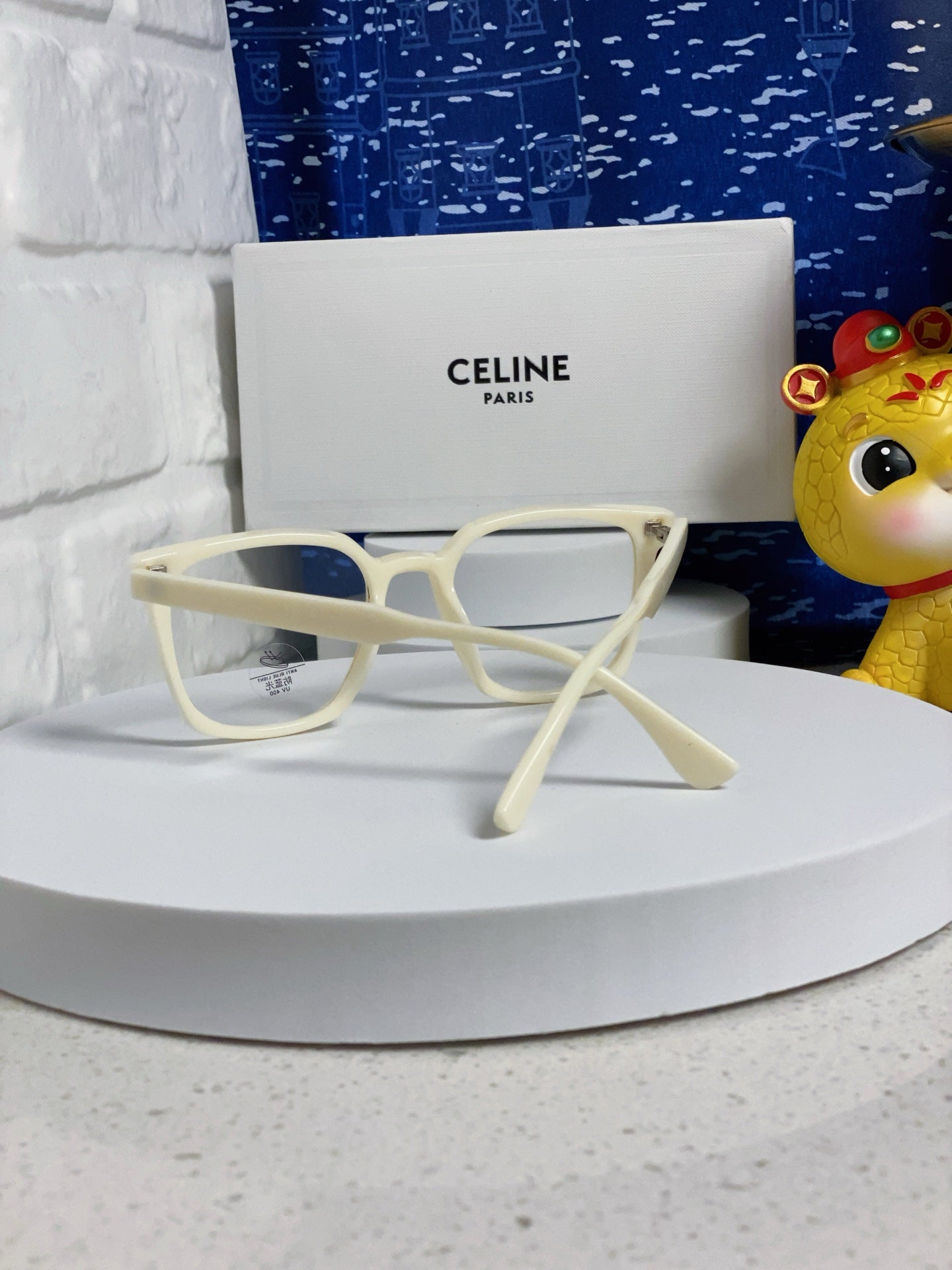 TRIOMPHE SUNGLASSES 563254 IN IVORY ACETATE