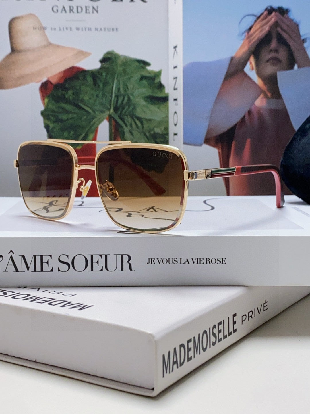 SQUARE FRAME SUNGLASSES 570213 IN METAL