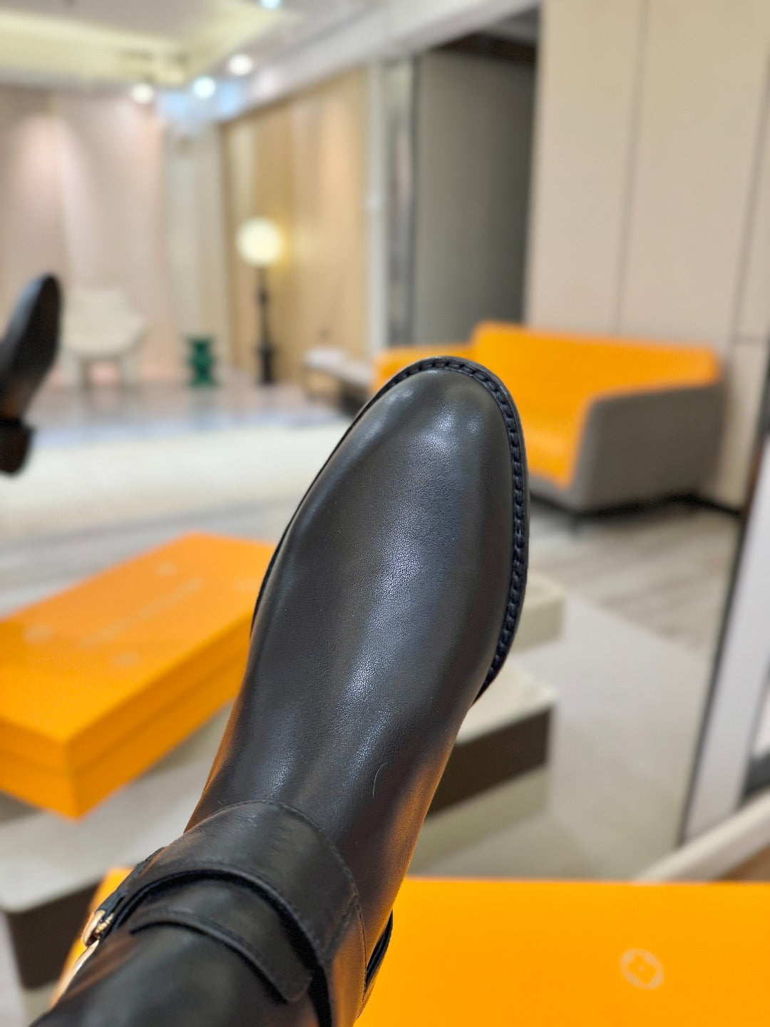 LV 25 Martin Boots 30 Black Calfskin 573885