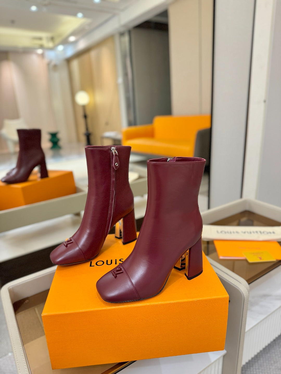 LV Ankle Boots 90 Burgundy Sheepskin 573715