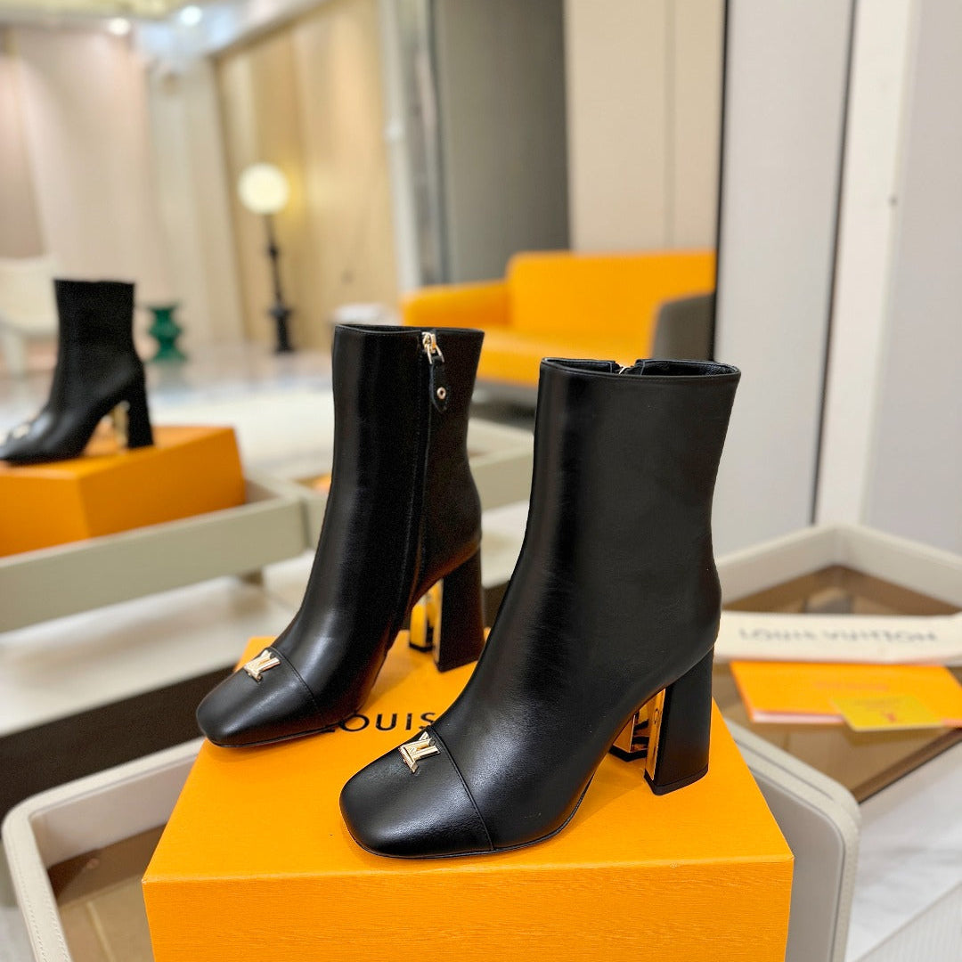 LV Ankle Boots 90 Black Sheepskin 573716