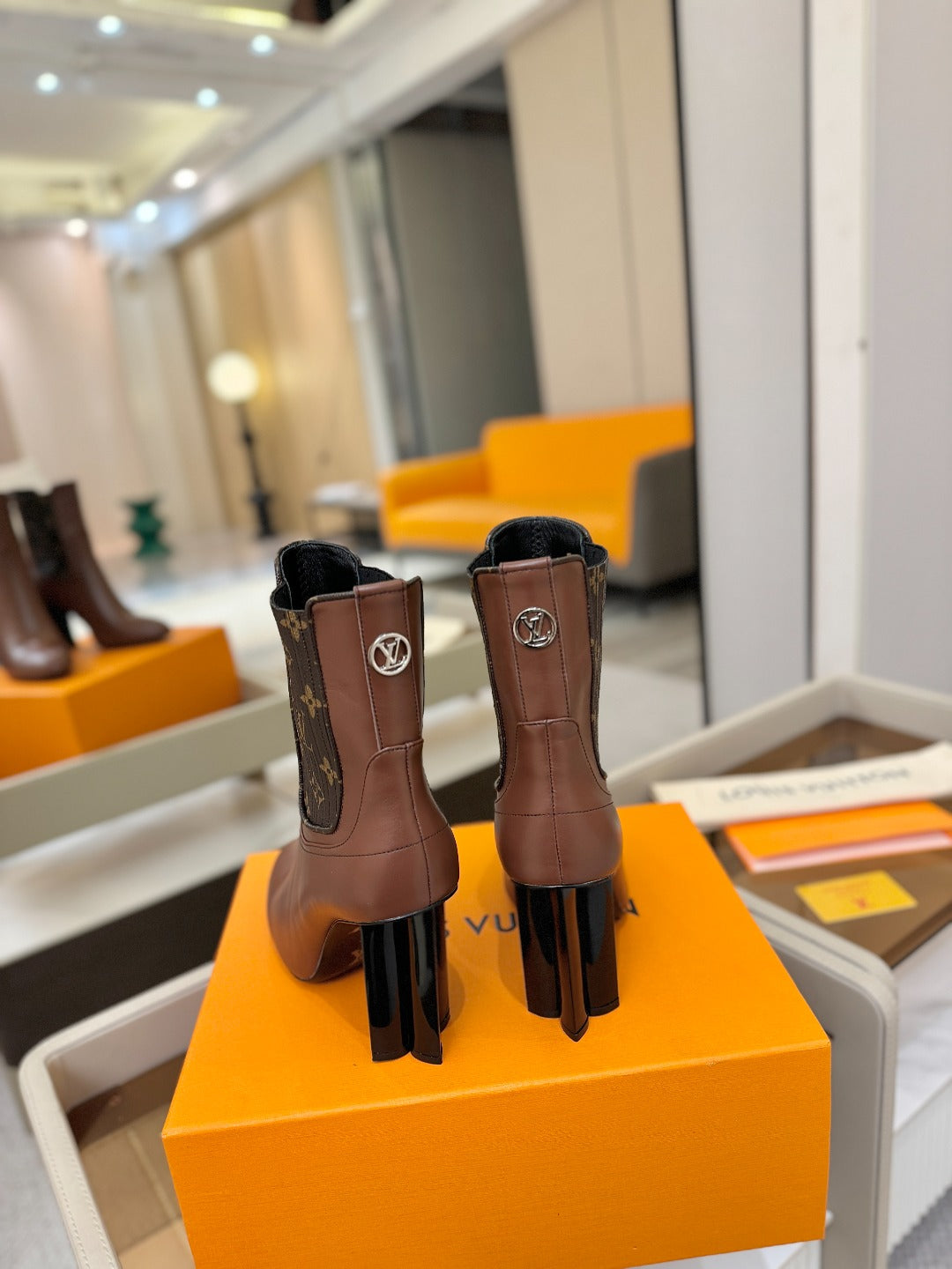 LV 25 Runway Ankle Boots 95 Brown Monogram Brown Calfskin 573859