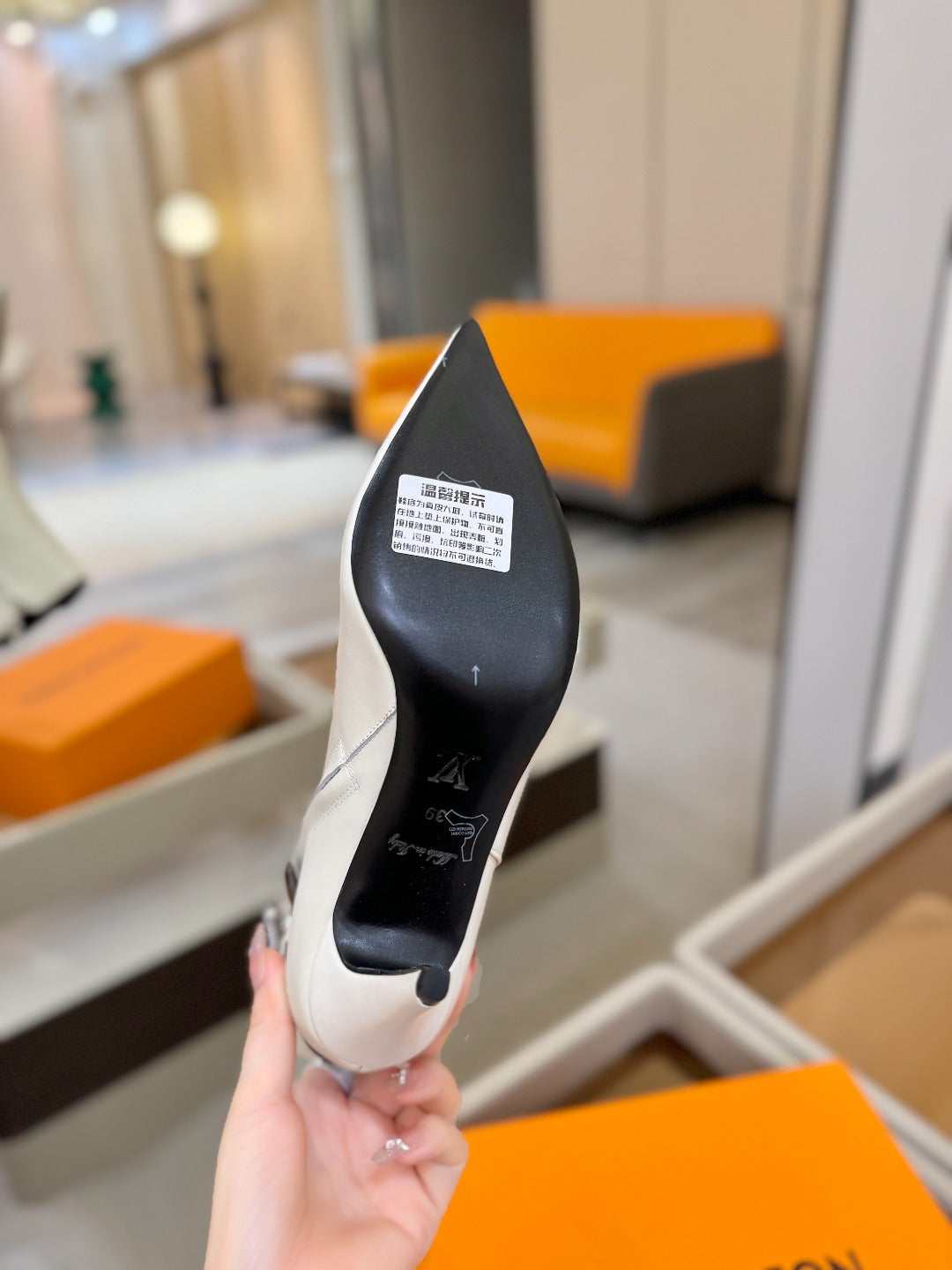 LV 25 Runway Ankle Boots 90 White  Calfskin 573862