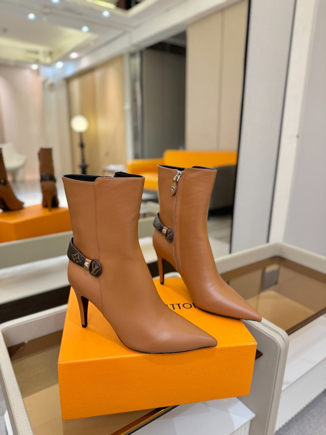 LV 25 Runway Ankle Boots 90 Camel Brown Calfskin 573865