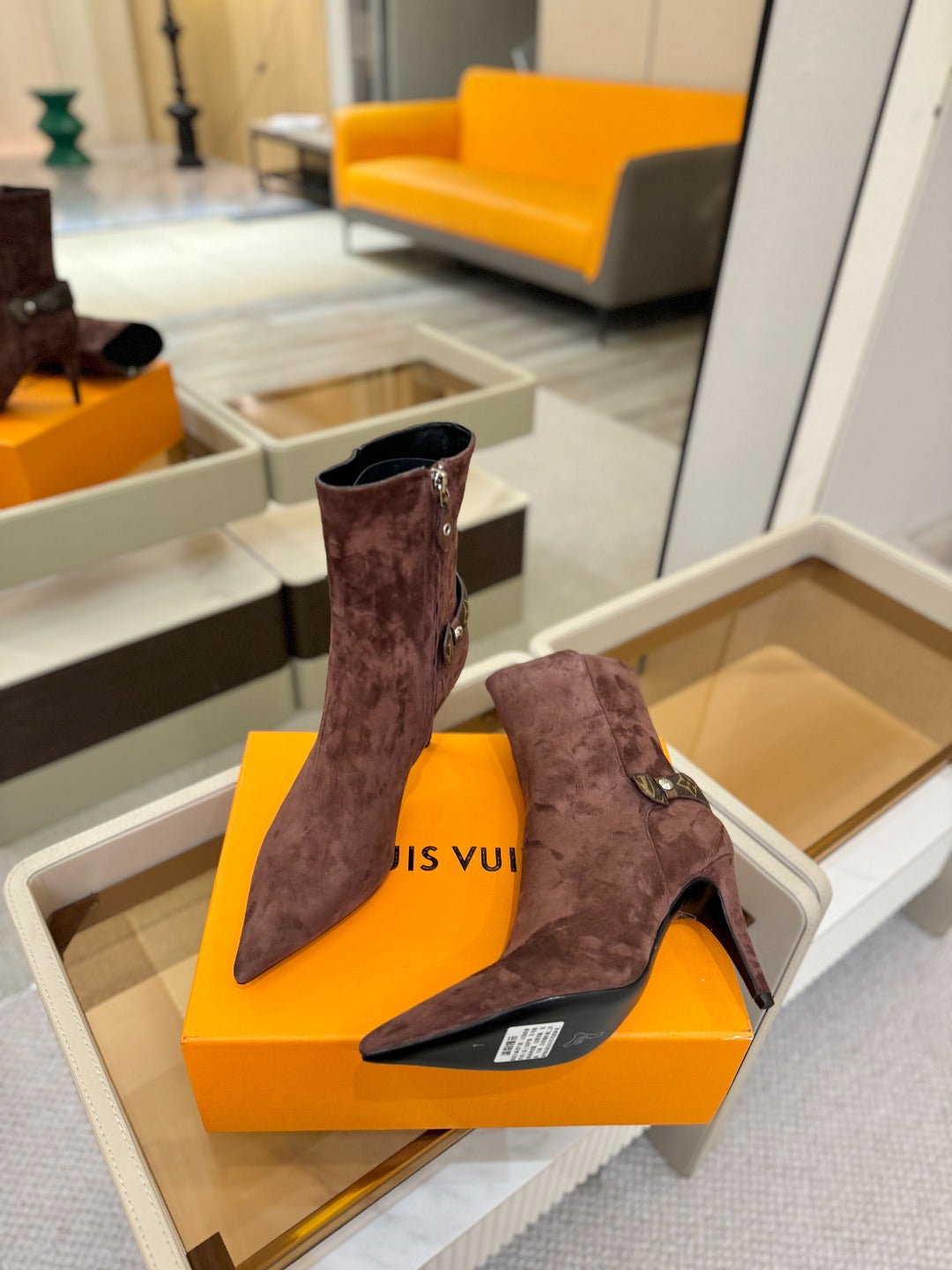 LV 25 Runway Ankle Boots 90 Taupe Suede 573866