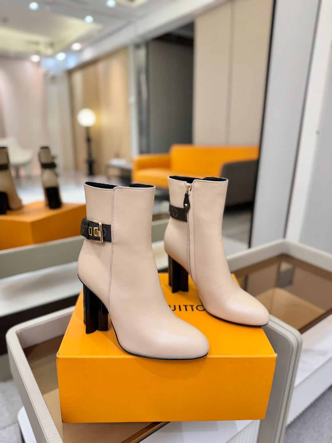 LV 25 Runway Ankle Boots 100 Beige Calfskin Mix Belt 573871