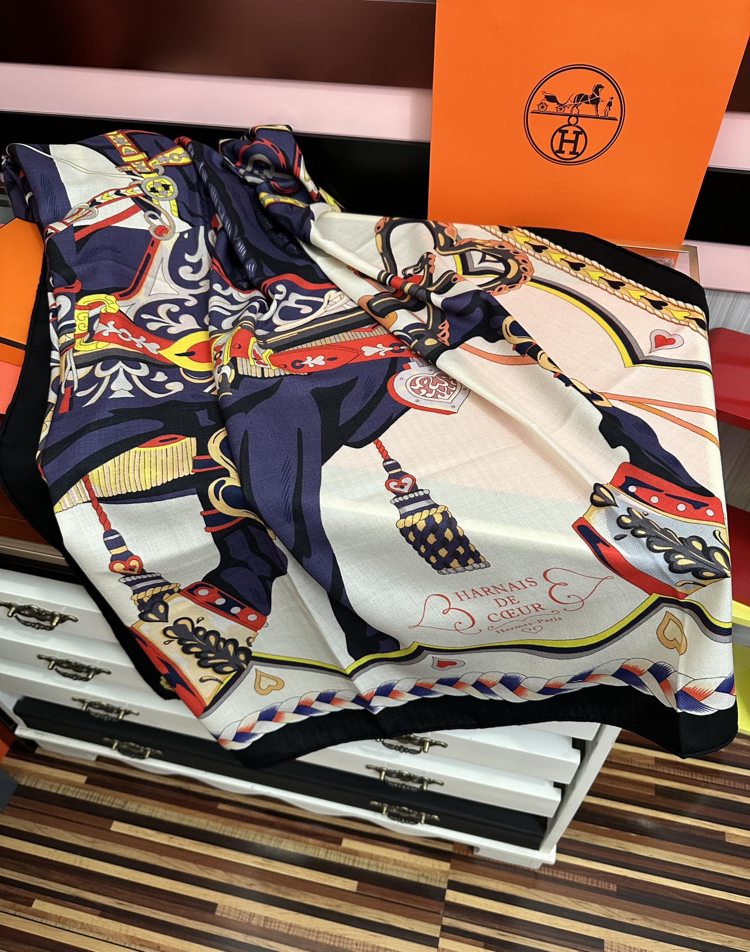 HM 25s Scarf 140cm Purple Beige Cashmere Silk 965622