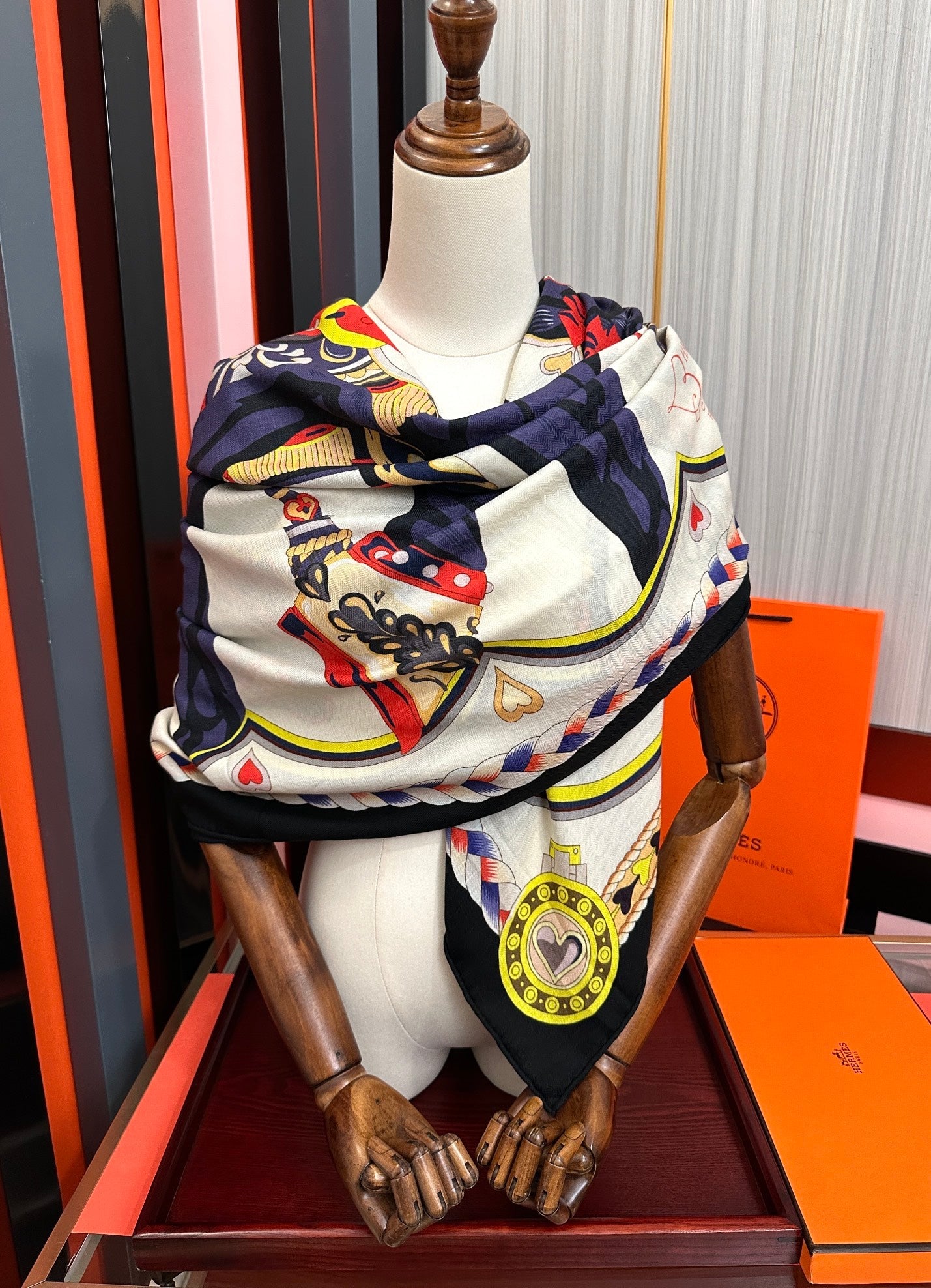 HM 25s Scarf 140cm Purple Beige Cashmere Silk 965622