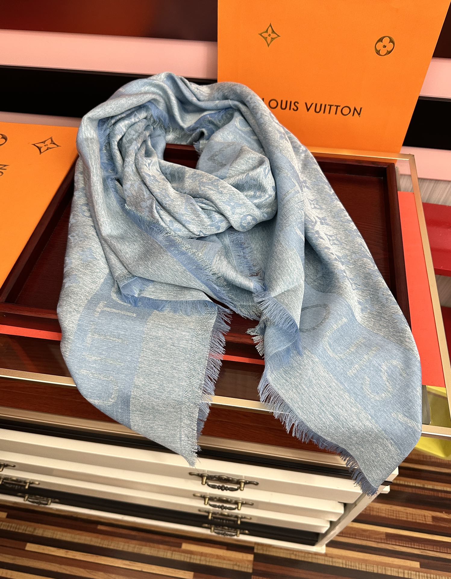 LV  Long Scarf 140cm Baby Blue Cashmere 967312