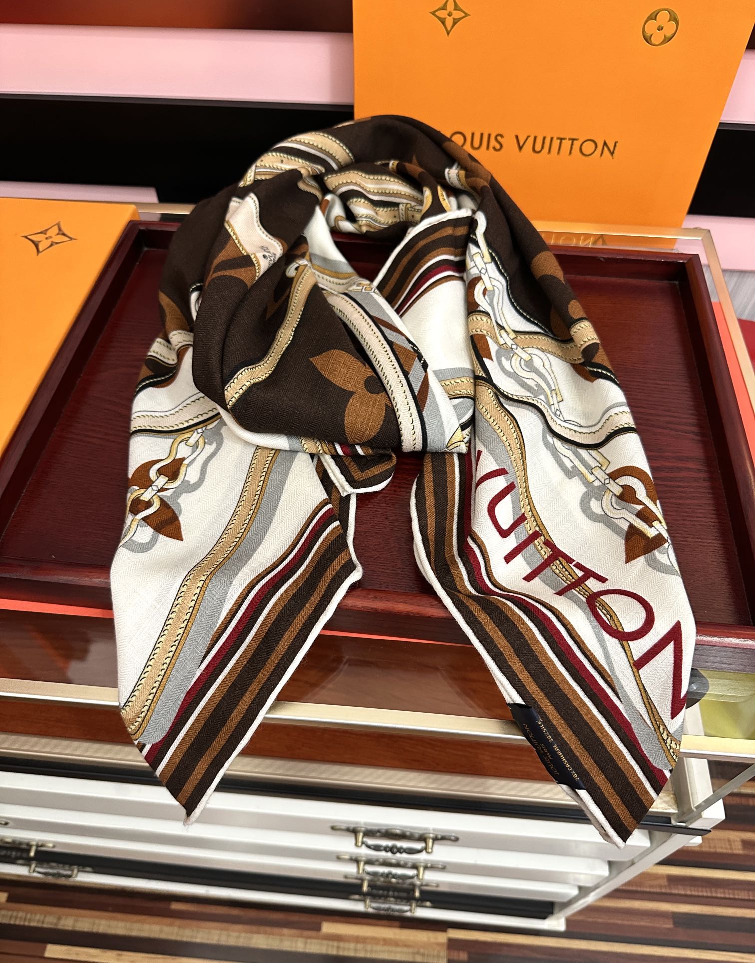 LV Scarf 140cm White Brown Beige Silk Cashmere 968684