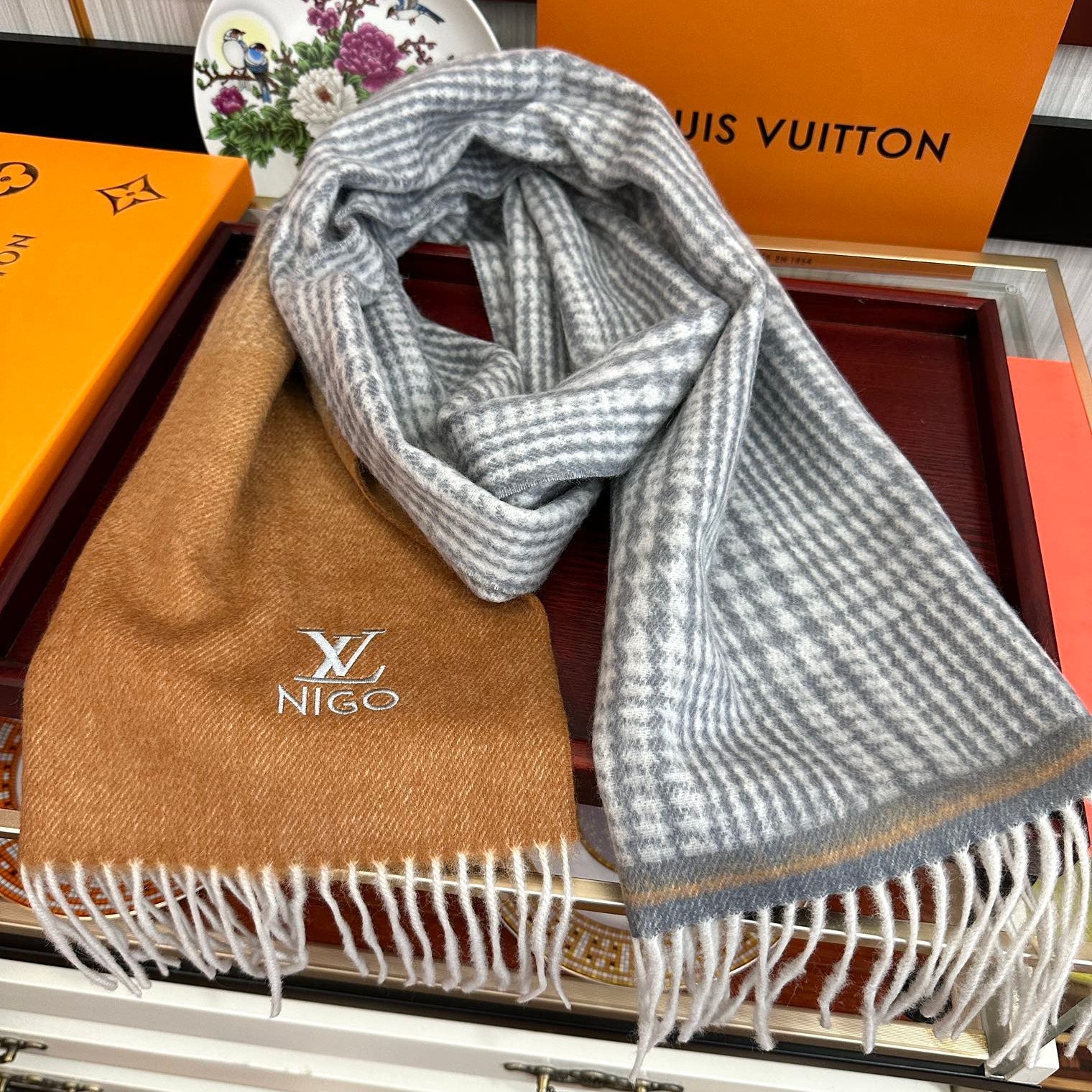 LV Double-Sided Shawl Scarf 200cm Black Brown Cashmere 968695