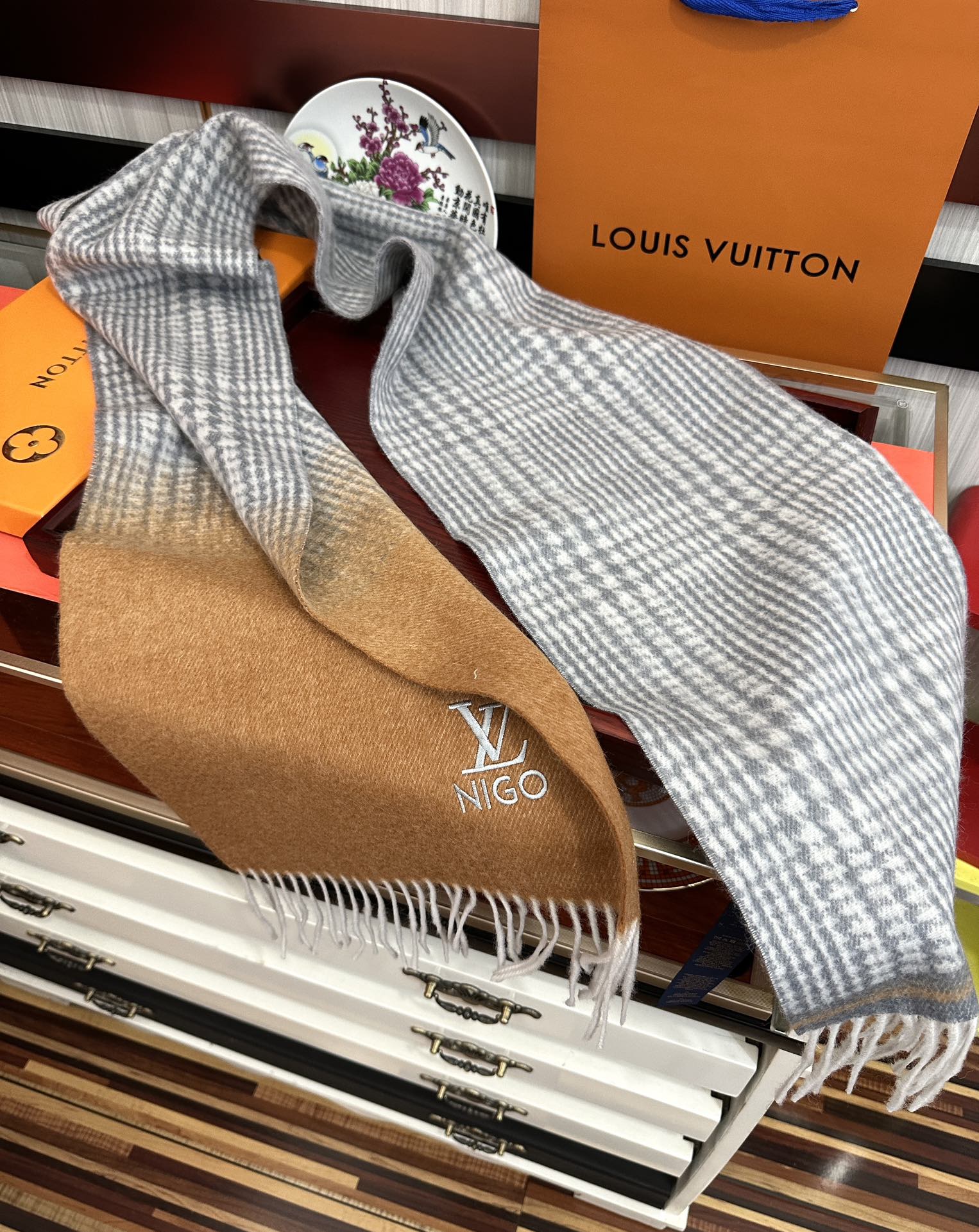 LV Double-Sided Shawl Scarf 200cm Black Brown Cashmere 968695