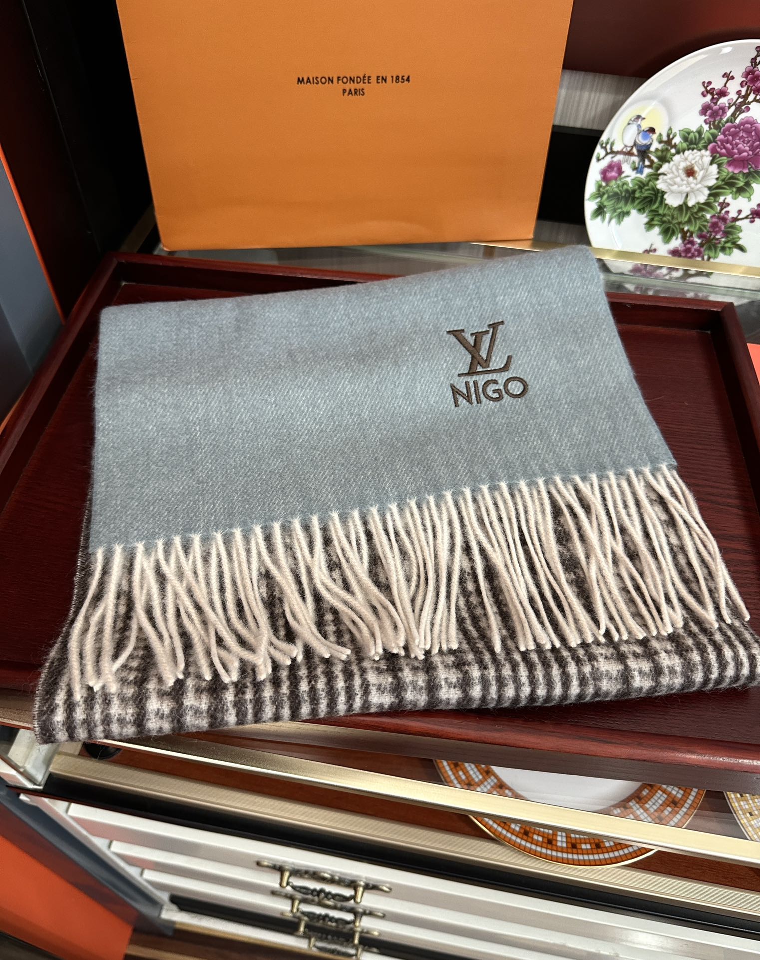 LV Double-Sided Shawl Scarf 200cm Black Light Blue Cashmere 968696