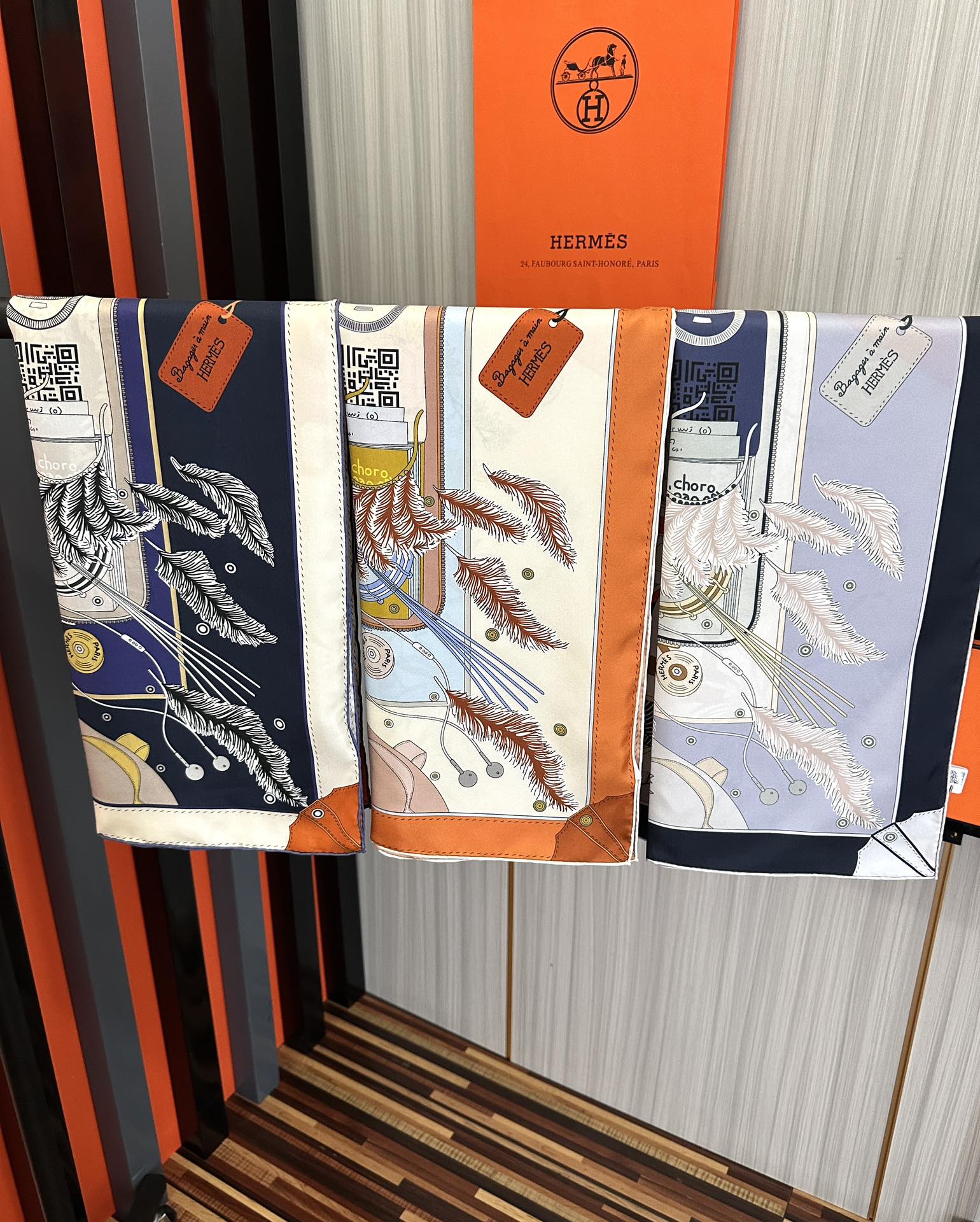 HM 25s Major Scarf 90cm Orange Colorful Cashmere 972934