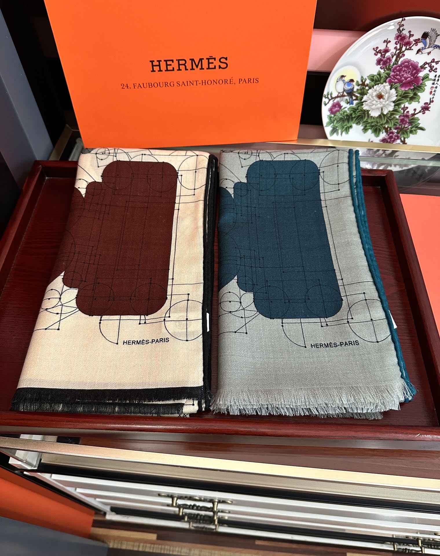 HM 25s Scarf 185 Blue Brown Creams Cashmere 976447