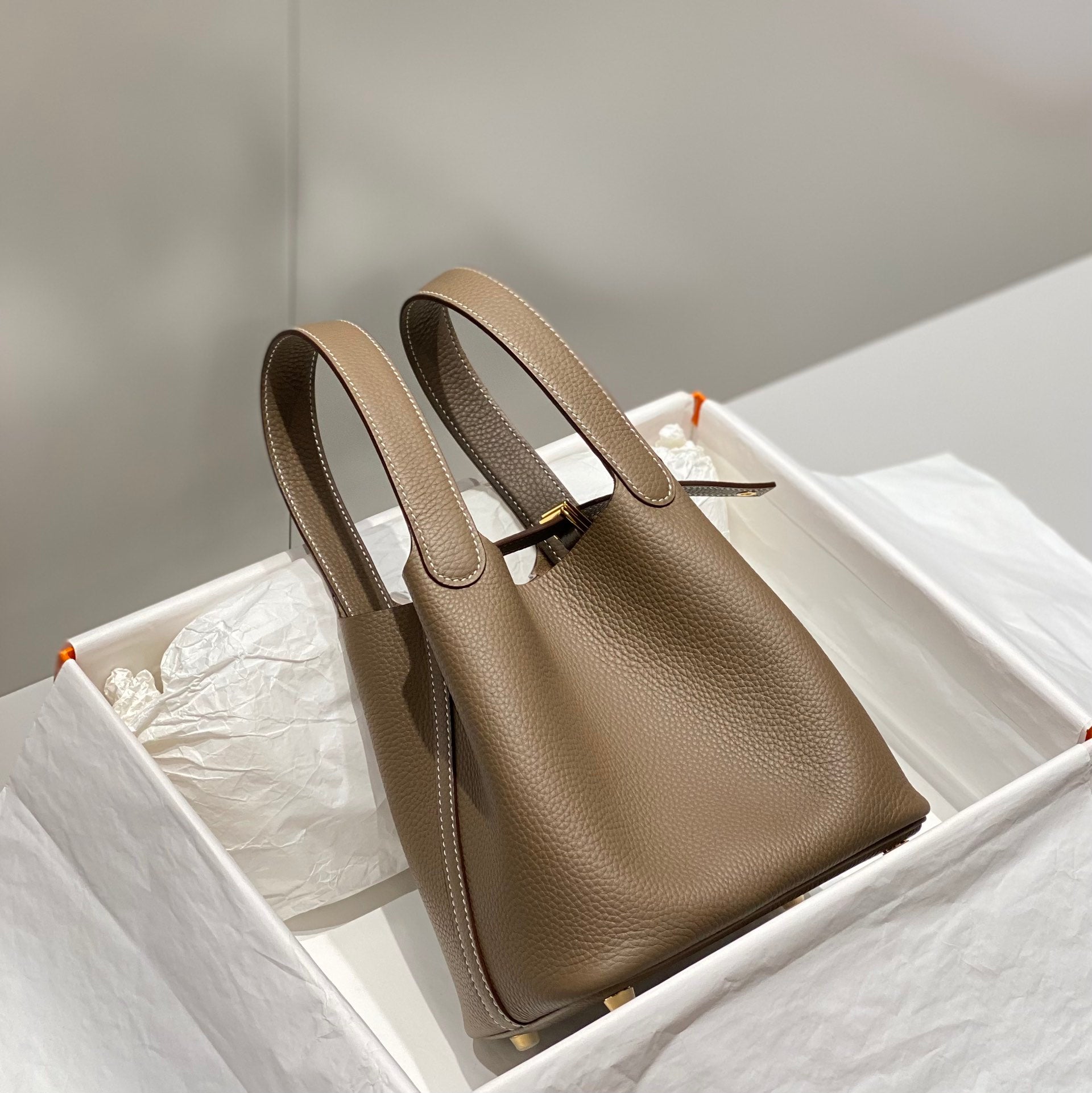 picotin lock etoupe togo leather gold hardware