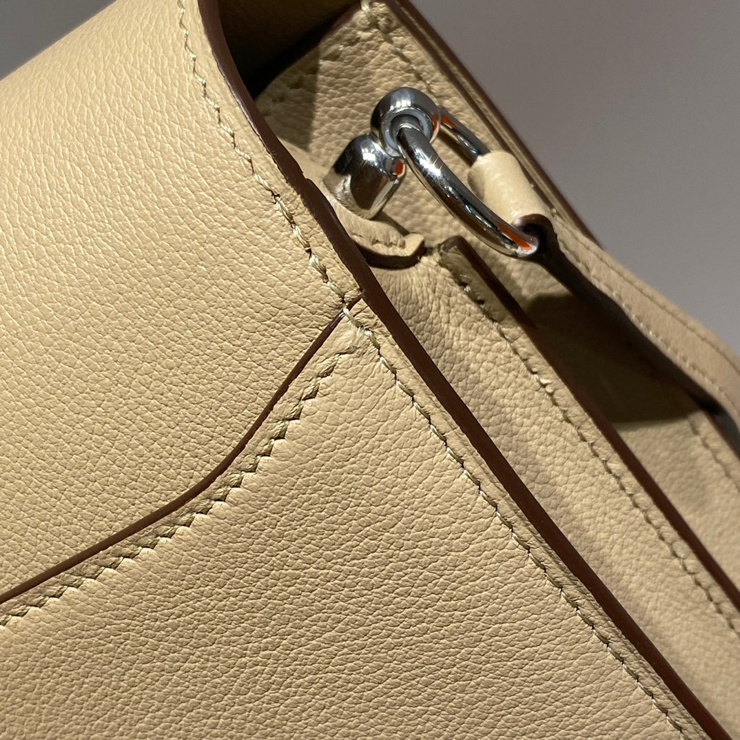 HM SAC ROULIS 18 DANISH PINE EVERCOLOR CALFSKIN 237574