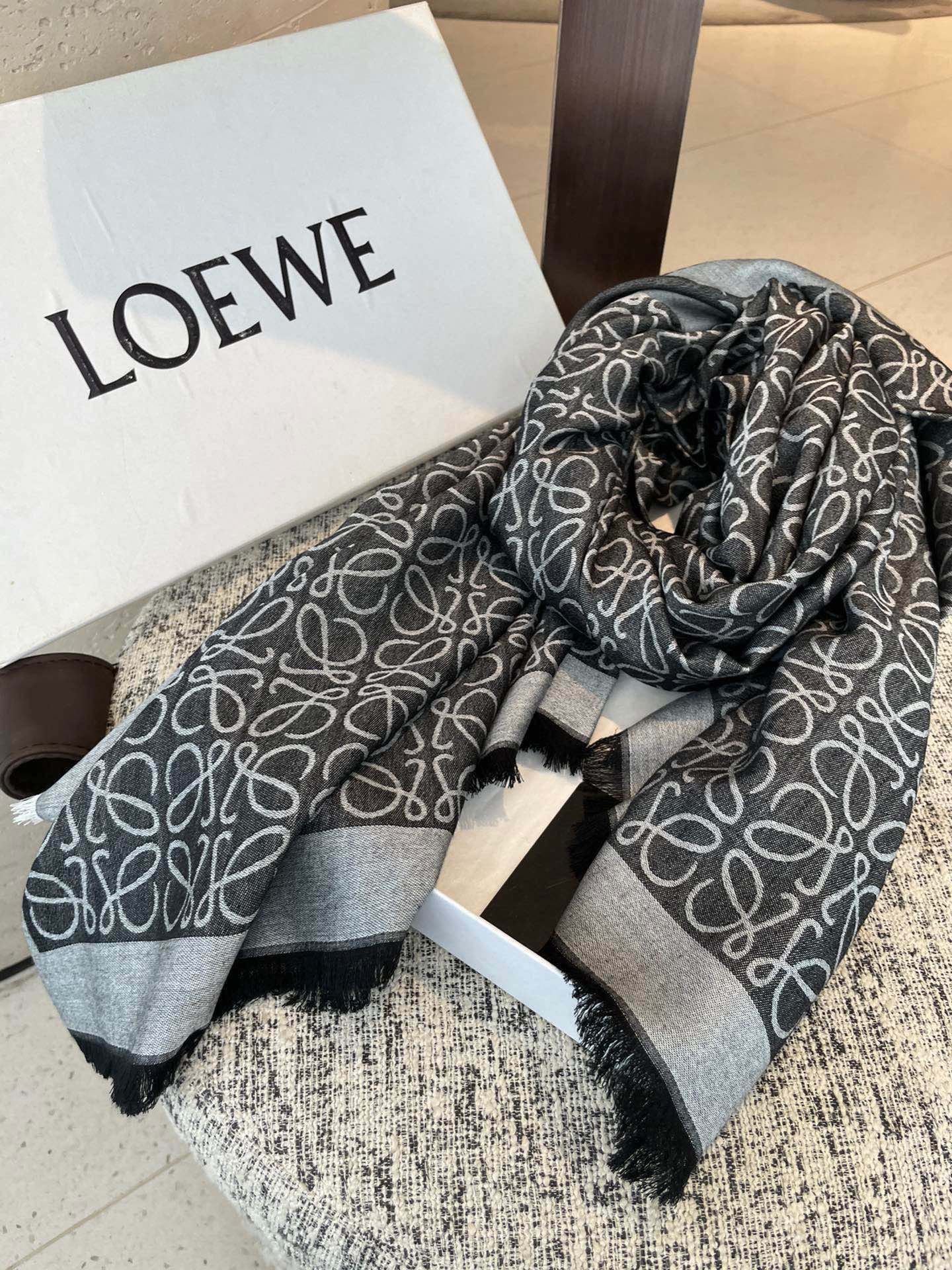 Loewe Scarf 140CM Black Gray Cashmere 100112
