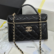 CC 25P Vanity Case 19.5cm Black Calfskin Heart Rhinestone 243613