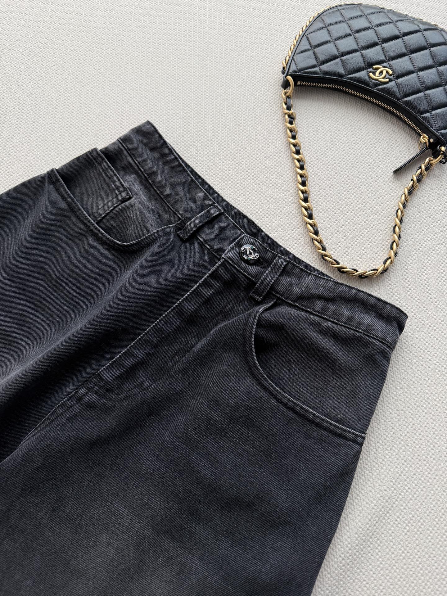 Chanel 2026 Wide-Leg Jeans Black Cotton 635824