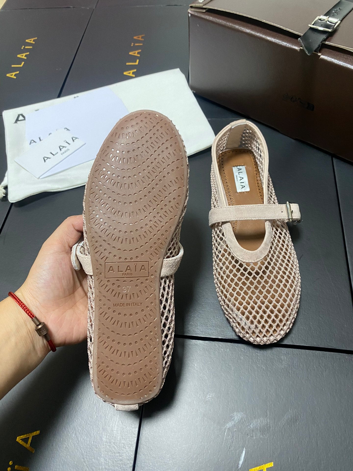 Alaia 2026 Laminated Fishnet Ballet Flats Beige Suede Mesh 361163