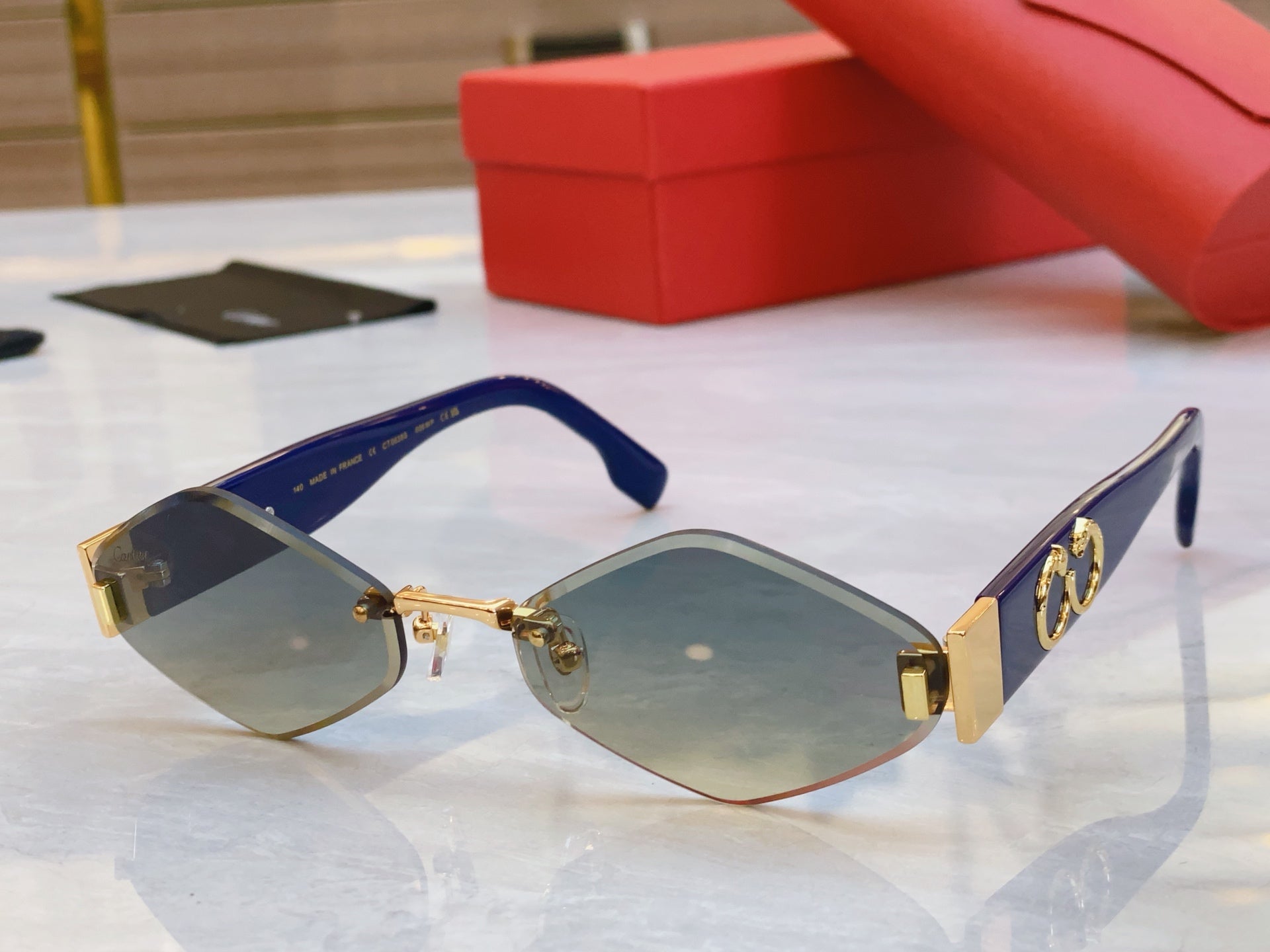 PANTHÈRE RHOMBUS FRAME SUNGLASSES CT00638S IN METAL AND ACETATE