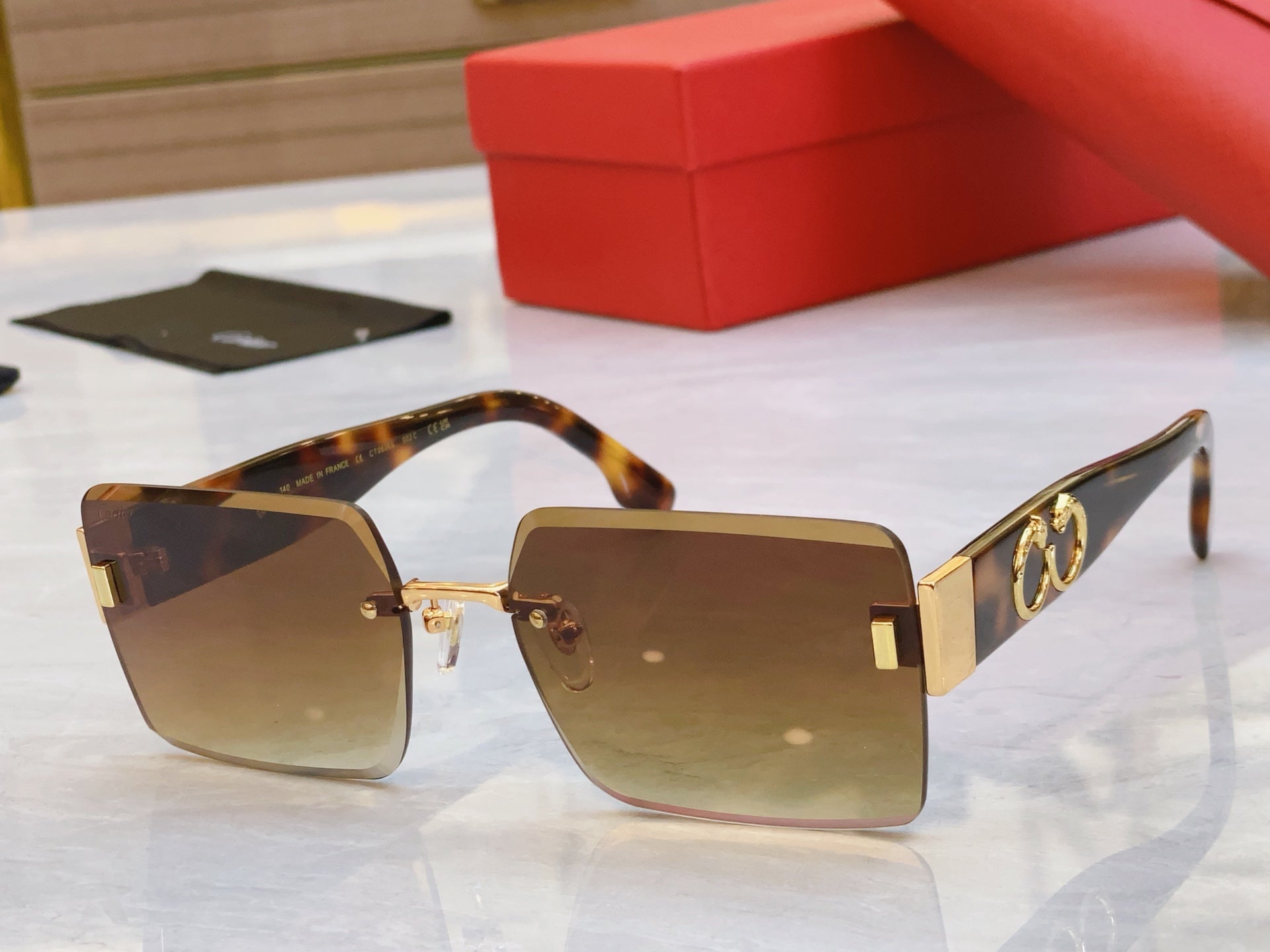 PANTHÈRE GEOMETRIC SUNGLASSES CT00636S IN METAL AND ACETATE