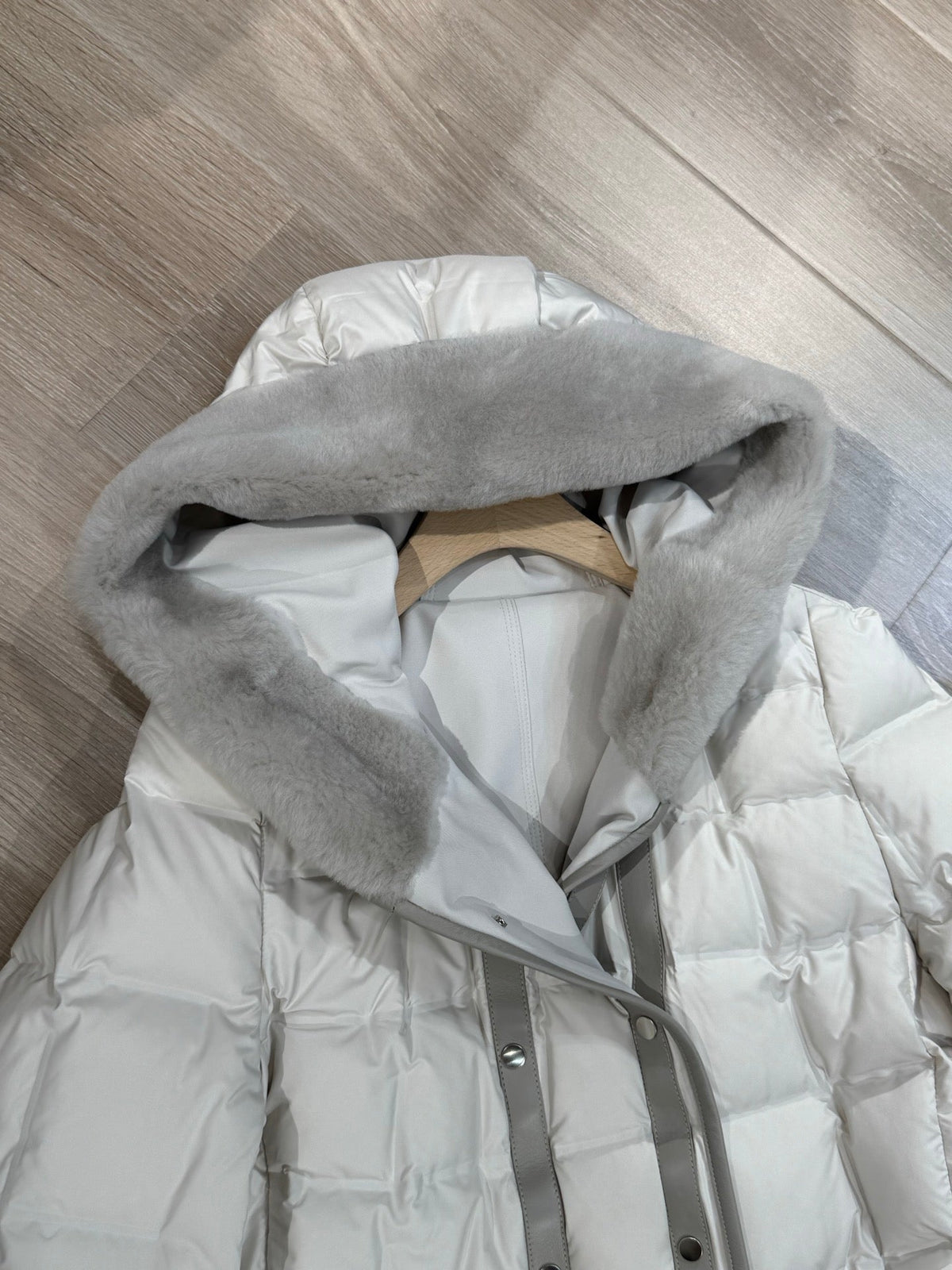 LP 25 Hooded Long Goose Down Light Gray Jacket with Fur Trim 124985