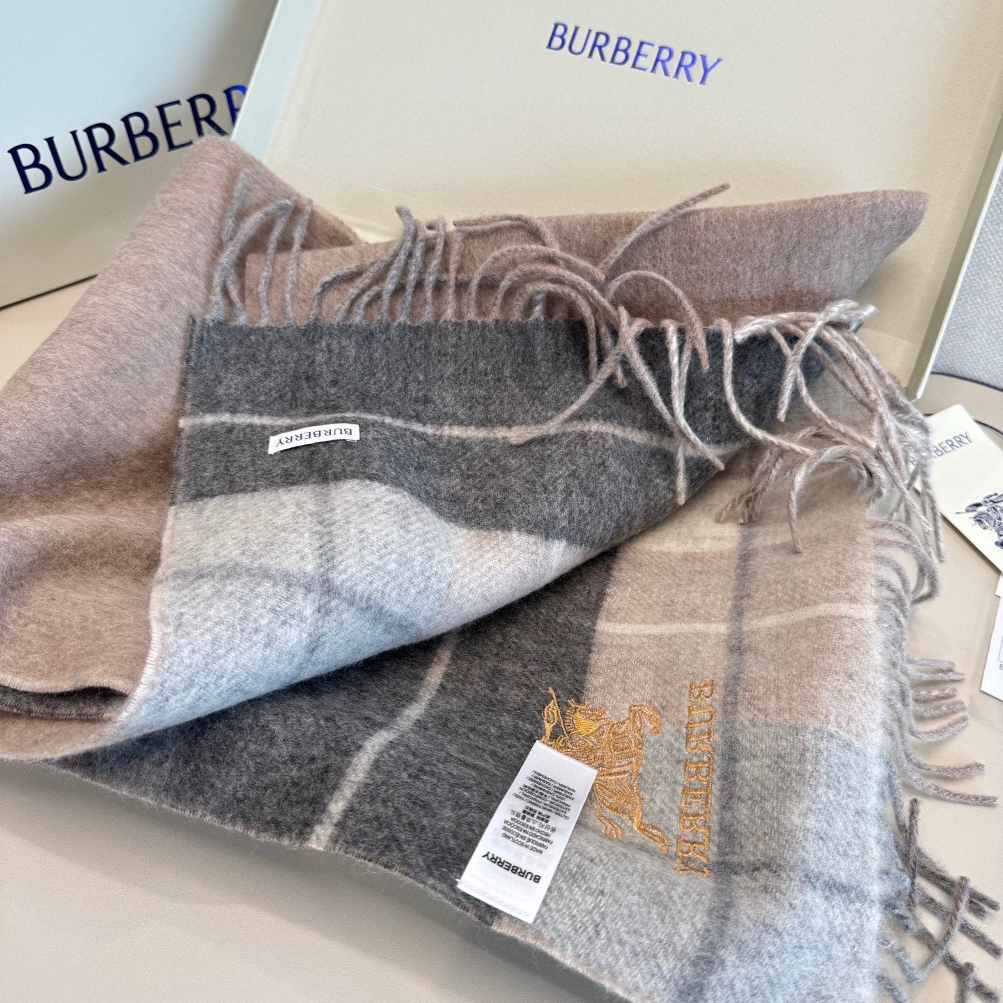 BBR Classic Embroidered Scarf 185CM Gray Cashmere 292802