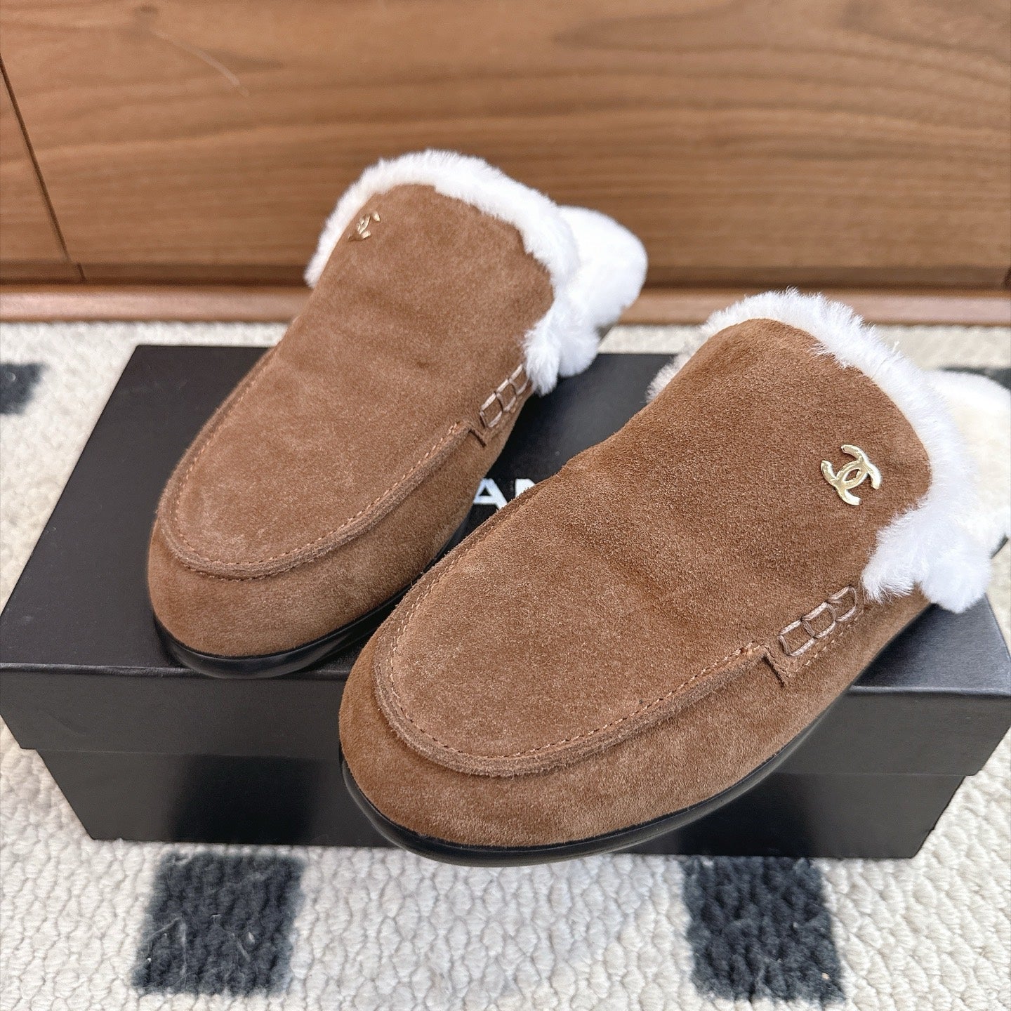 Chanel 2026 Wool Mules Suede 983862