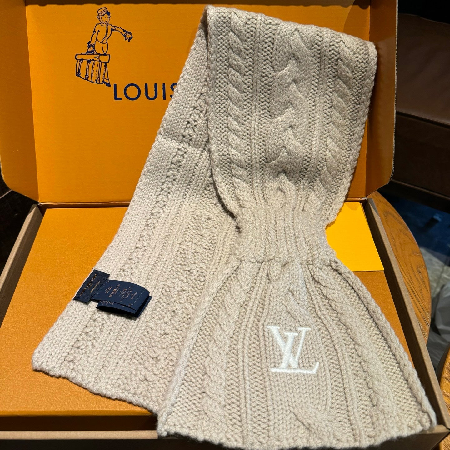 LV Freeze  Scarf 135cm Light Beige Wool 969351